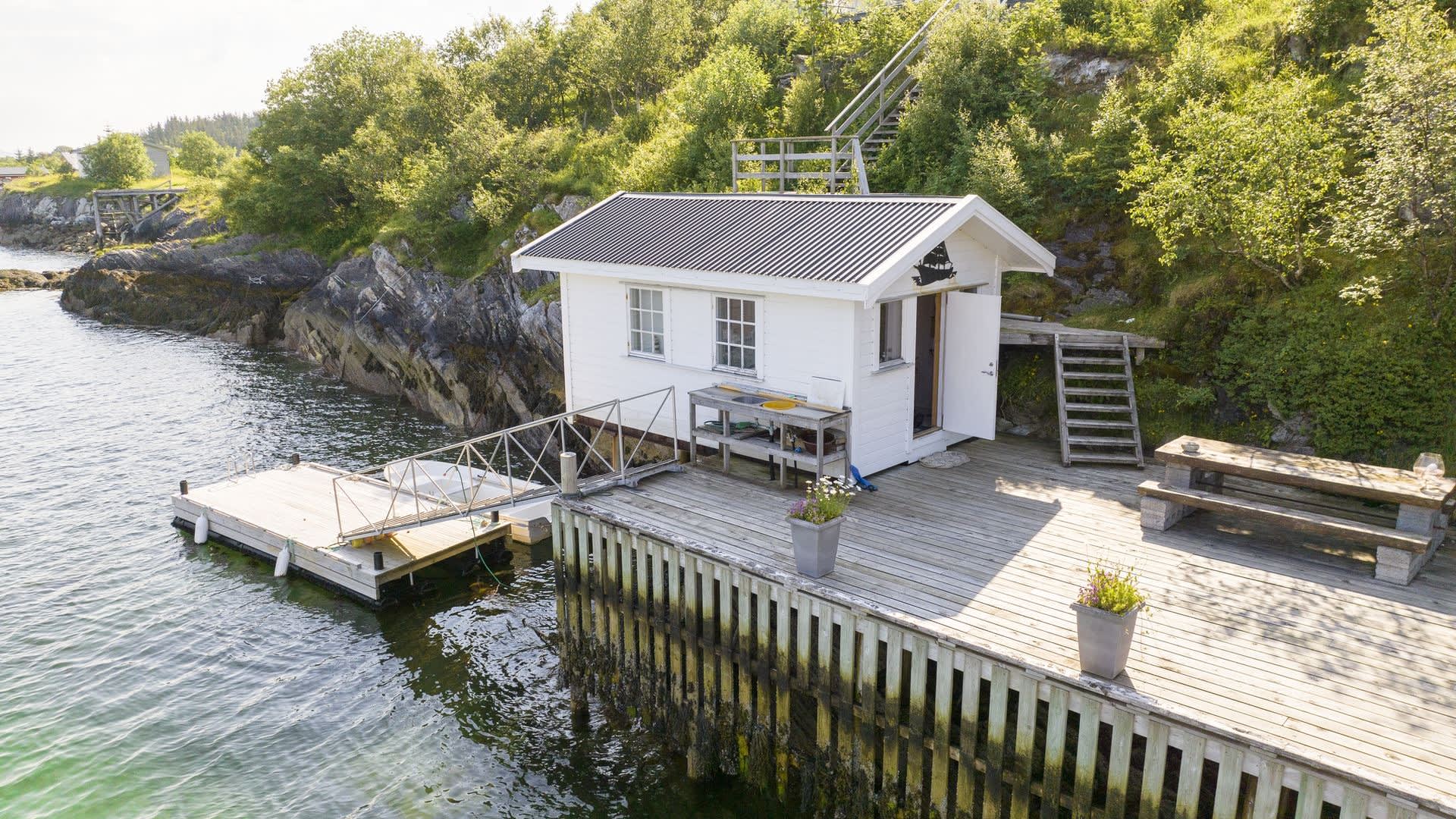 Elfis Sjøstuer &#8211; idyllisk overnatting i rorbuer