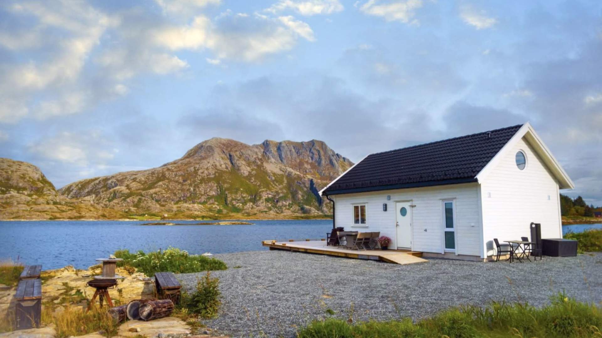 Elfis Sjøstuer &#8211; idyllisk overnatting i rorbuer