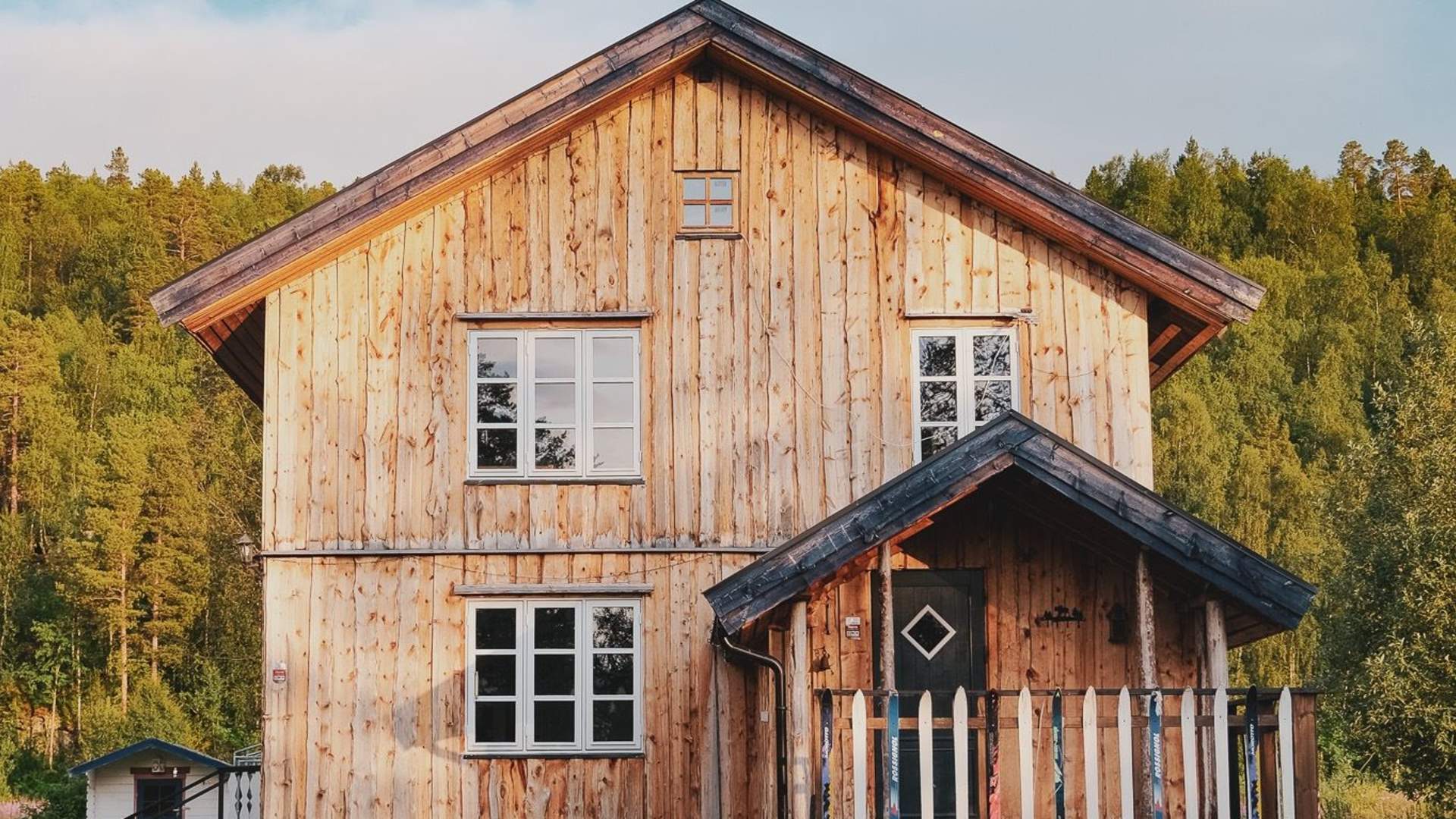 Husky Lodge og aktiviteter med Offtrack Experience (Privat opplevelsespakke)