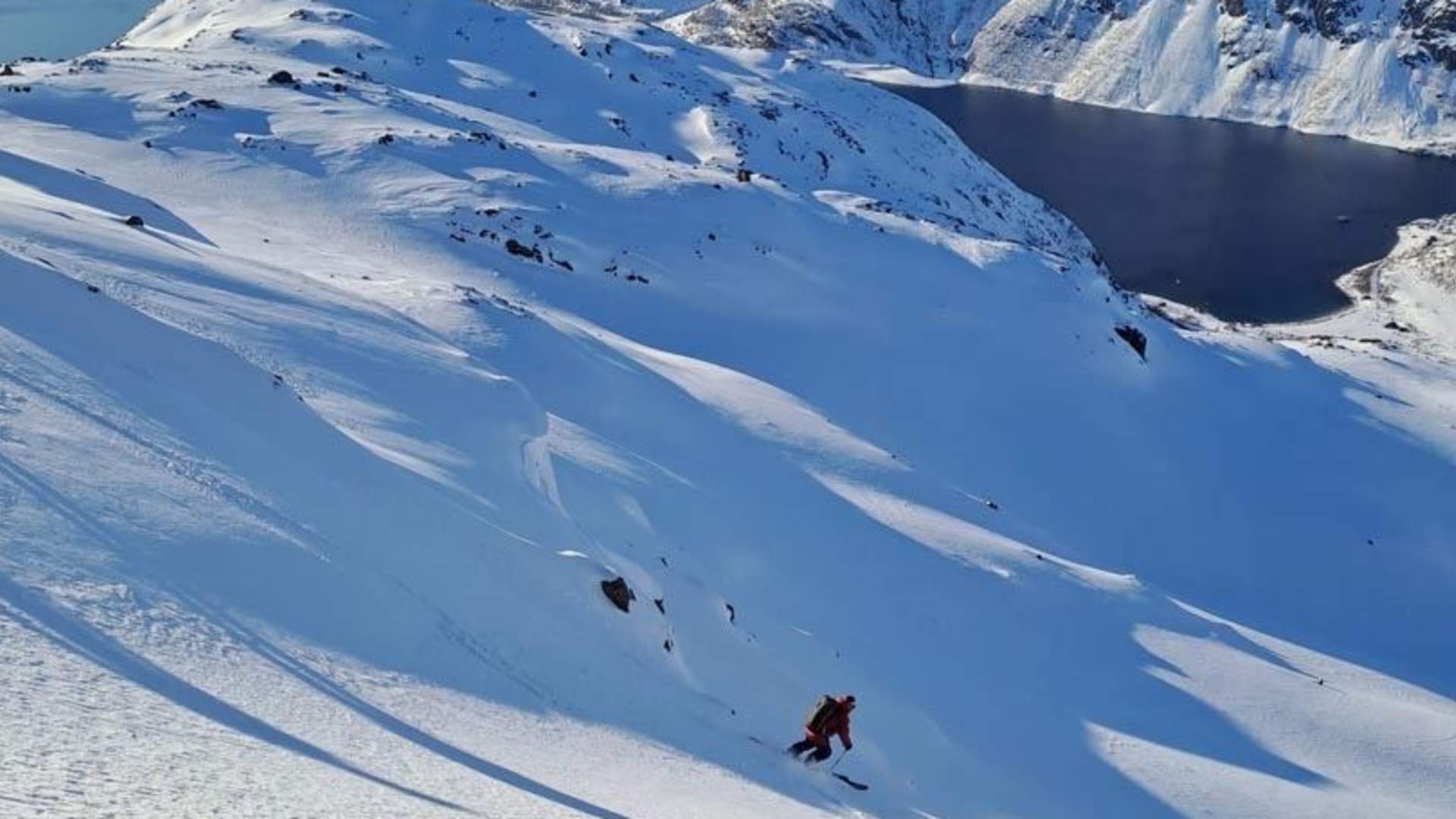 Ski, seil og lodge i Reinfjord med OffTrack Experience