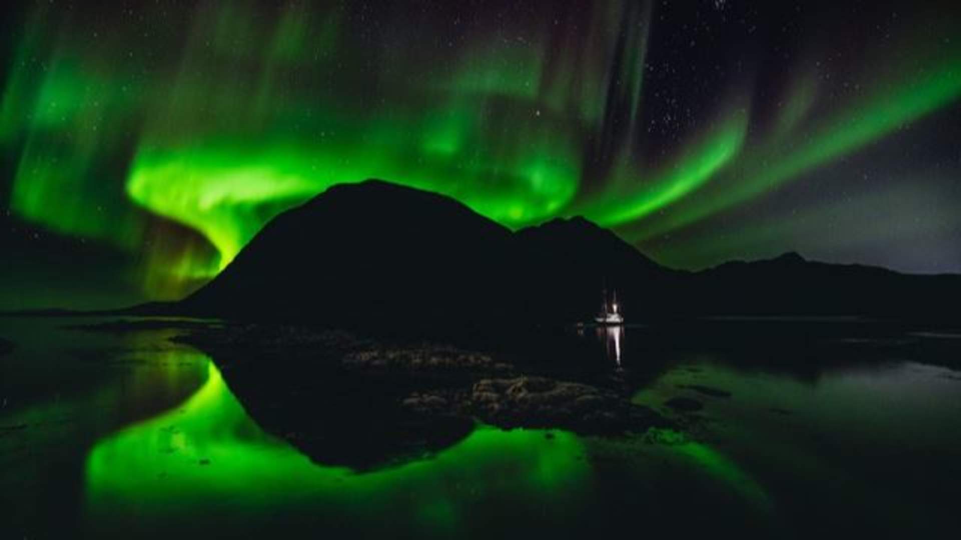 Gjøssøy - nordlyseventyr på en øde øy