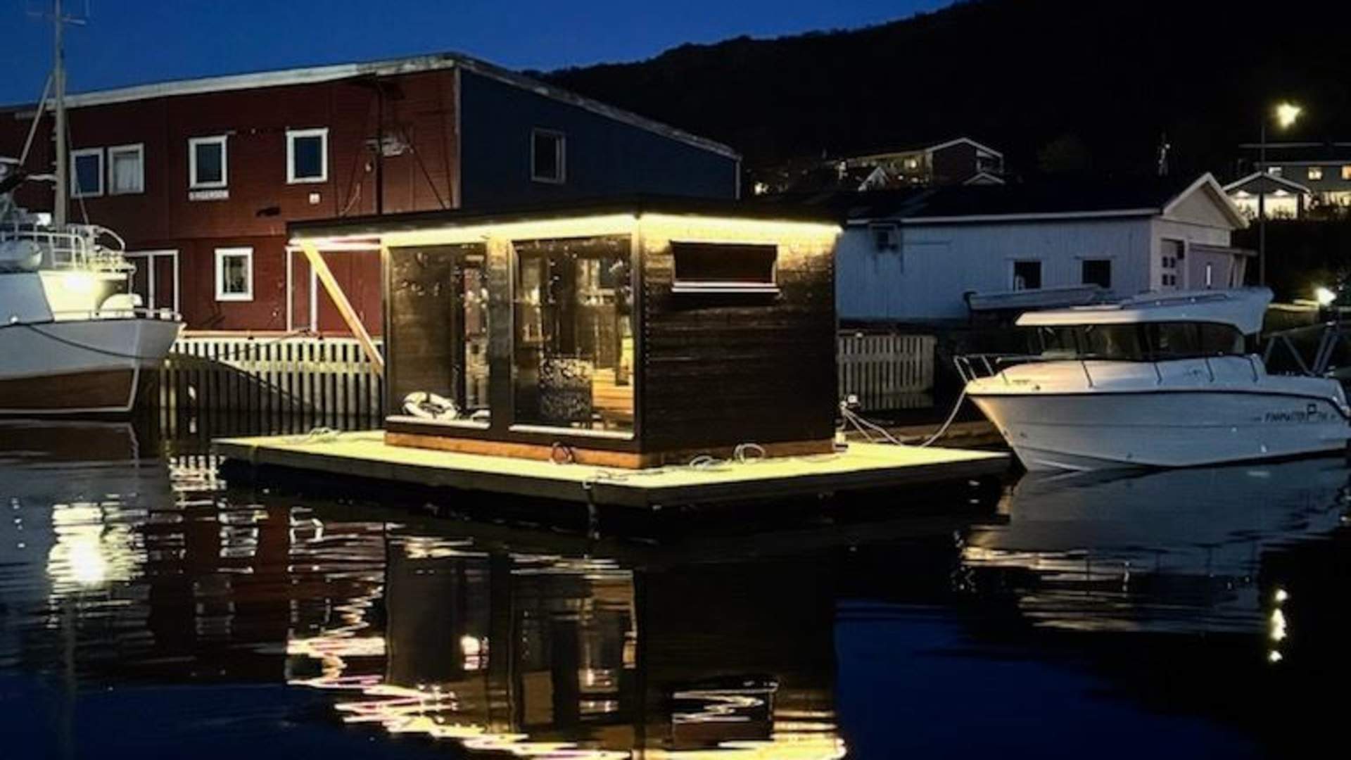 Floating sauna - Áhpi