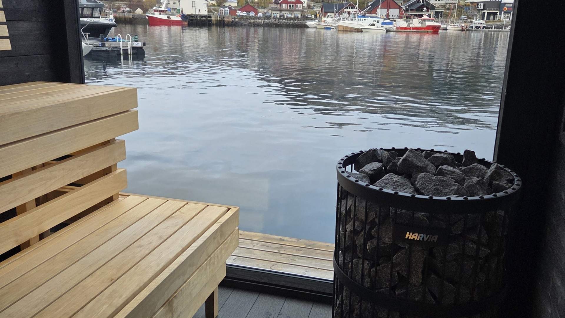 Floating Sauna – Warmth with a View - Áhpi
