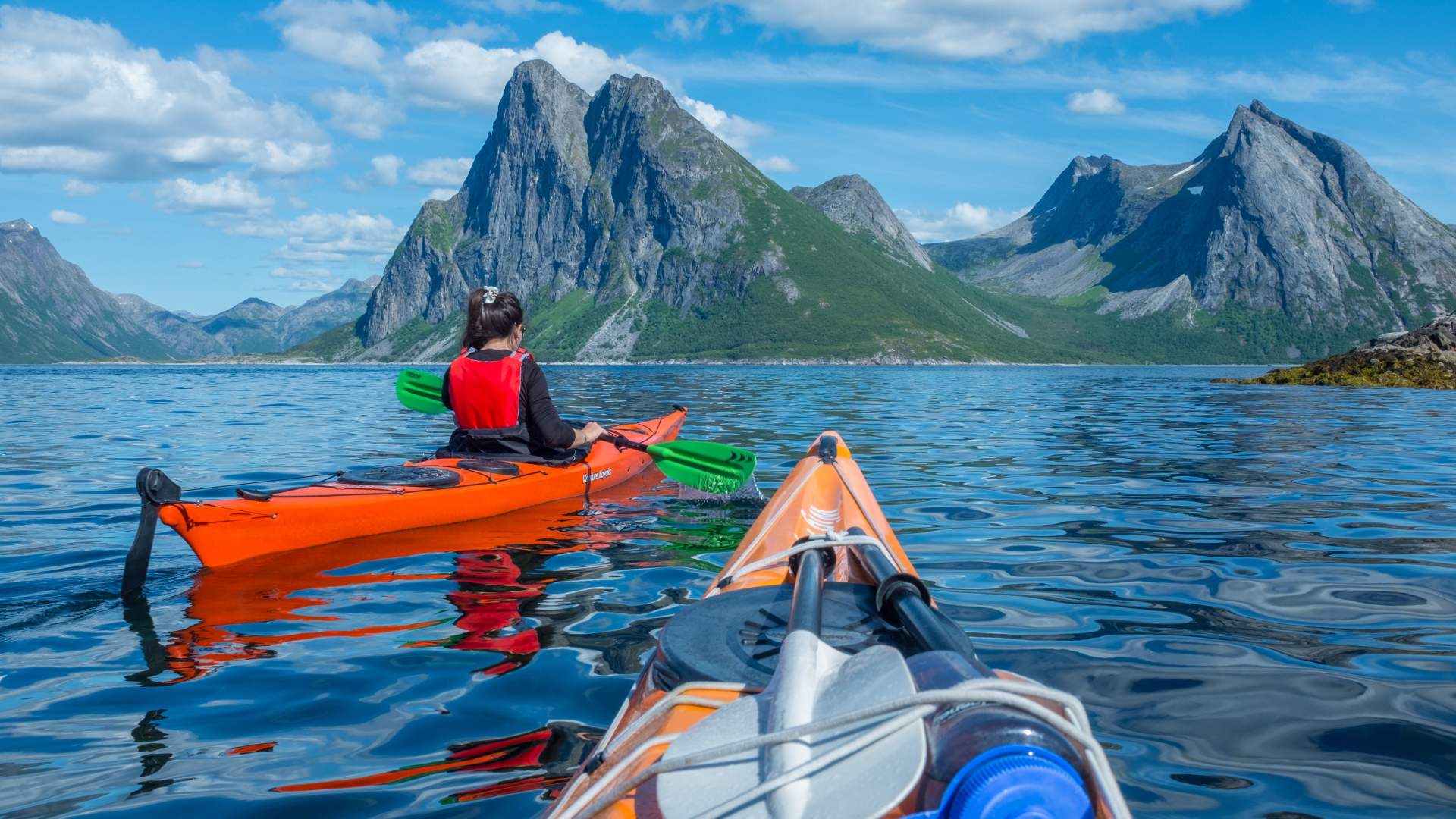 Guidet Midnight Sun Kayaking in Ånderdalen National Park