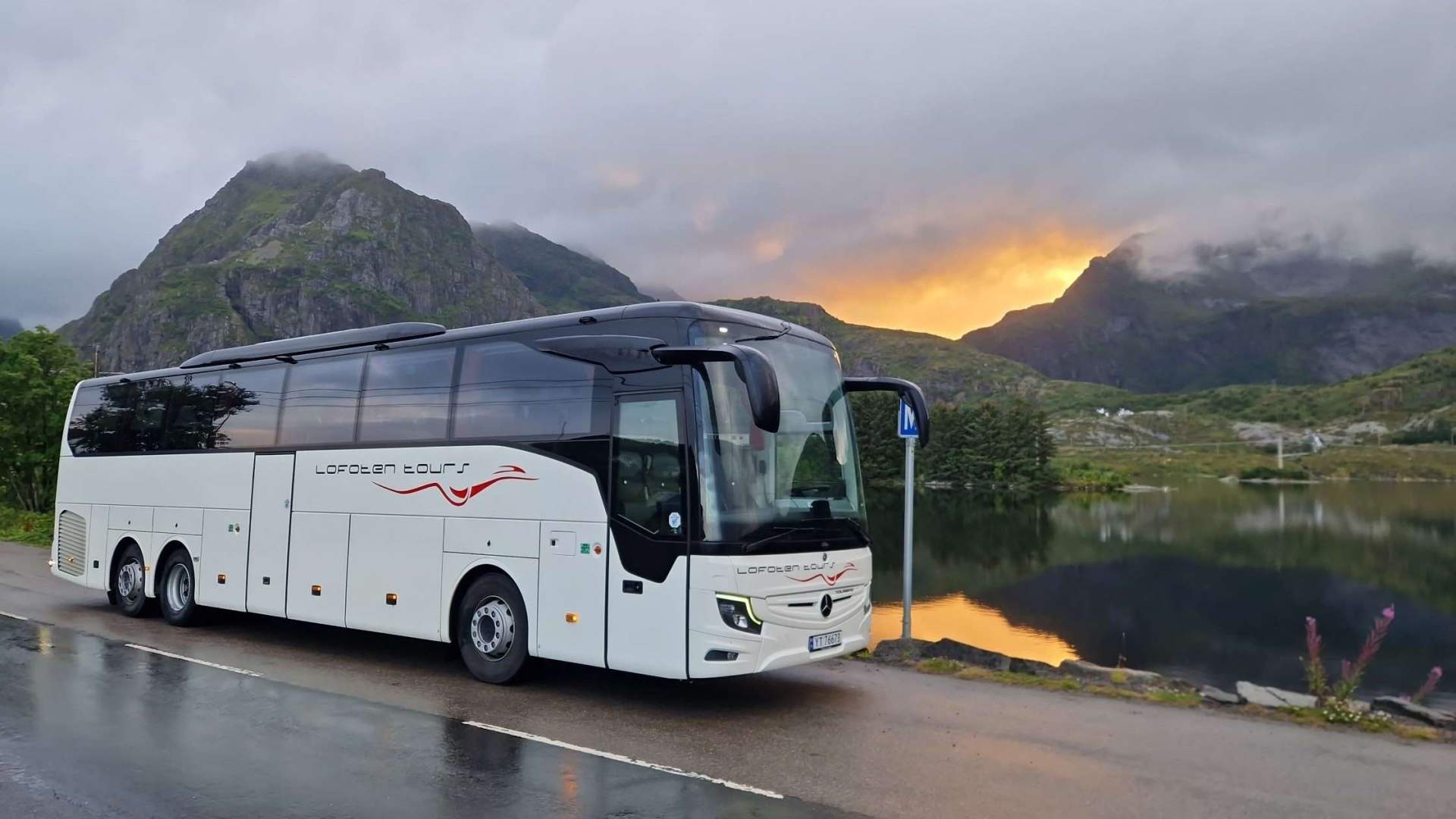 Lofoten Tours – Bus and Transport