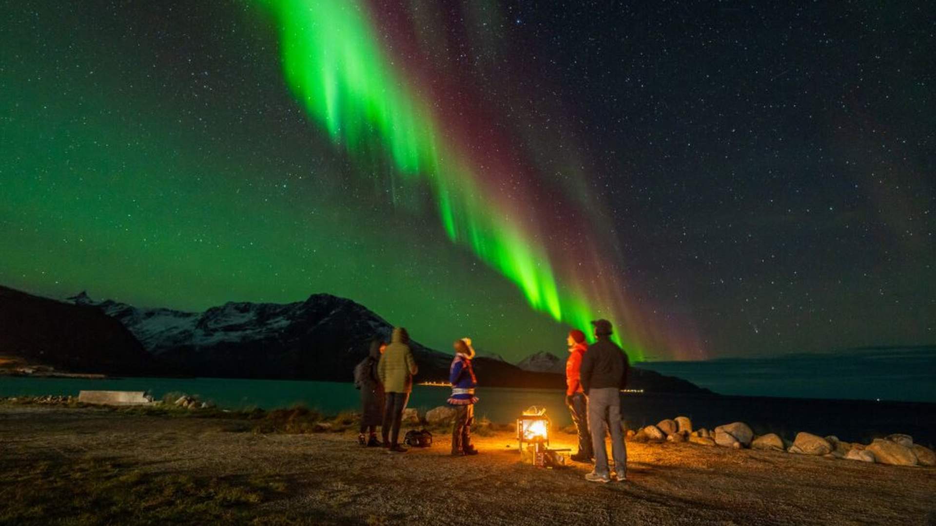 Nordlysjakt med lokale og samiske historier