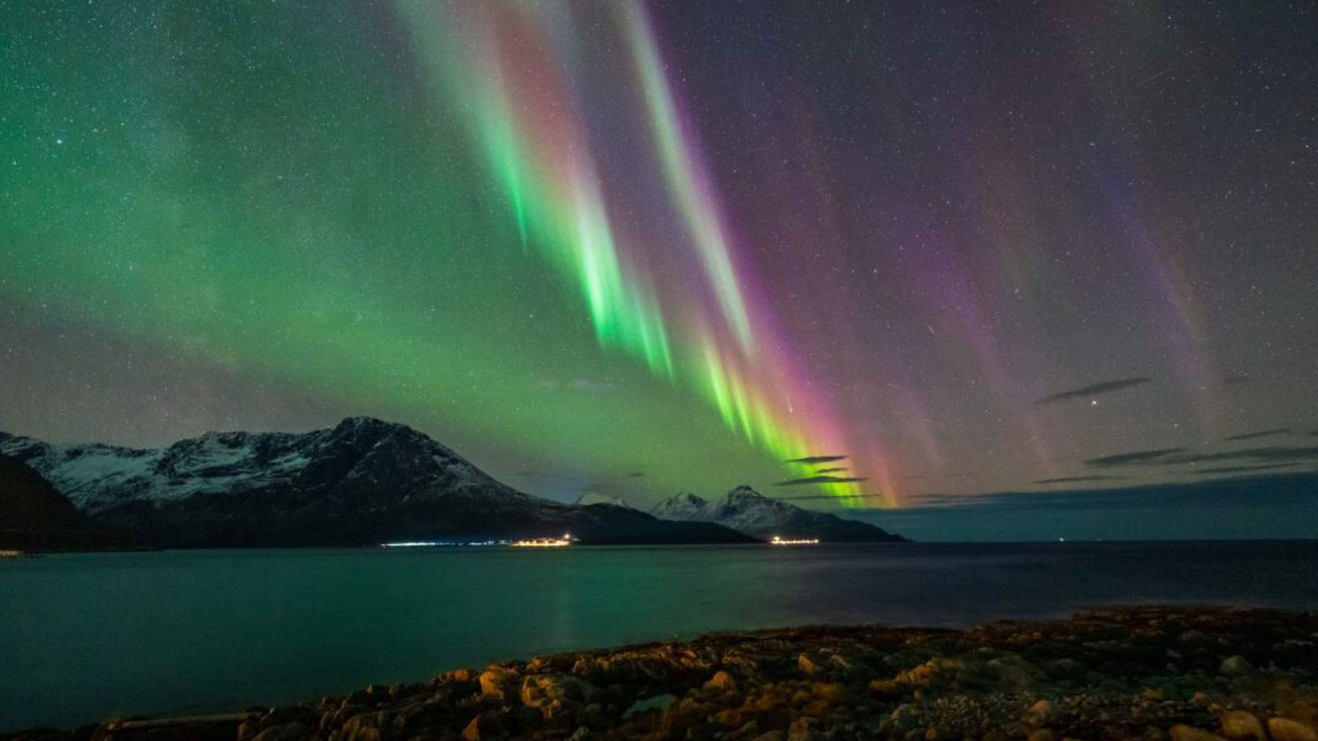 Nordlysjakt med lokale og samiske historier