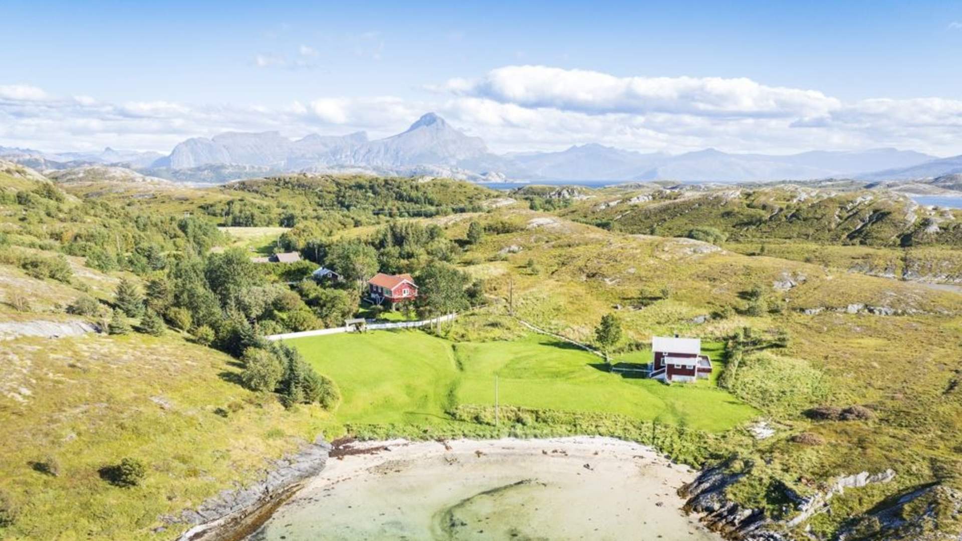 Hansinestua and Hagland – accommodation in historic houses on Gjerøy