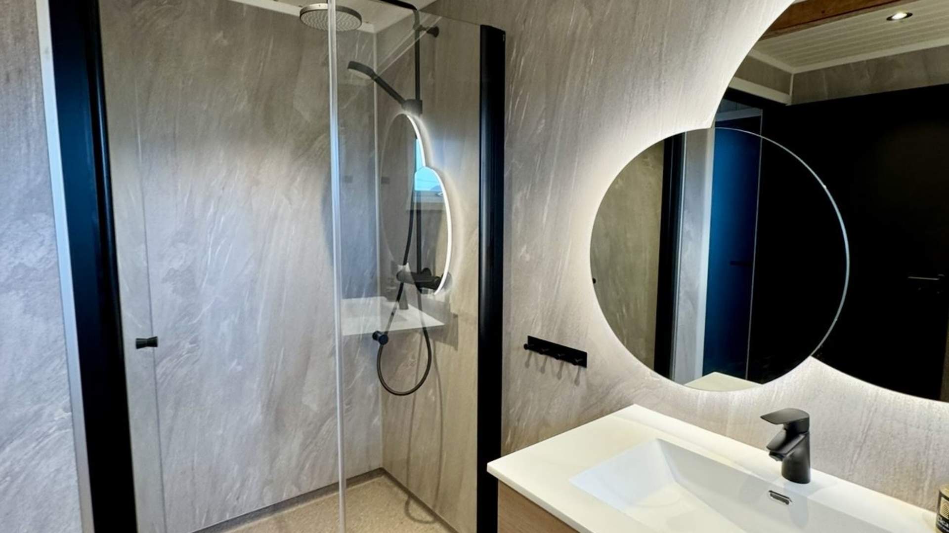 Træna Lodge – waterfront accommodation on the Helgeland coast