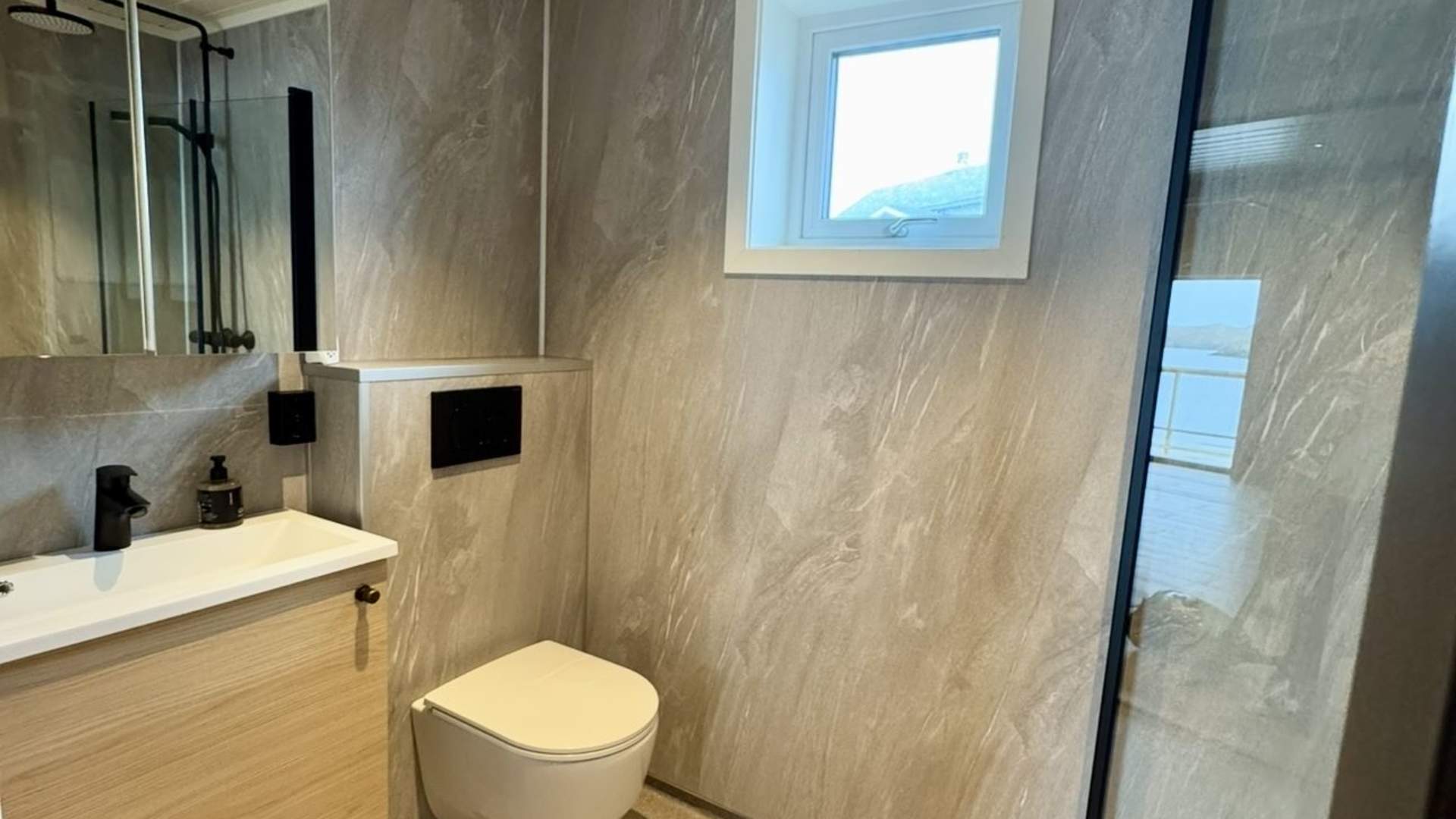 Træna Lodge – waterfront accommodation on the Helgeland coast