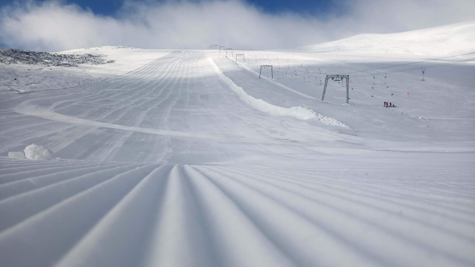 Galdhøpiggen sommerskisenter