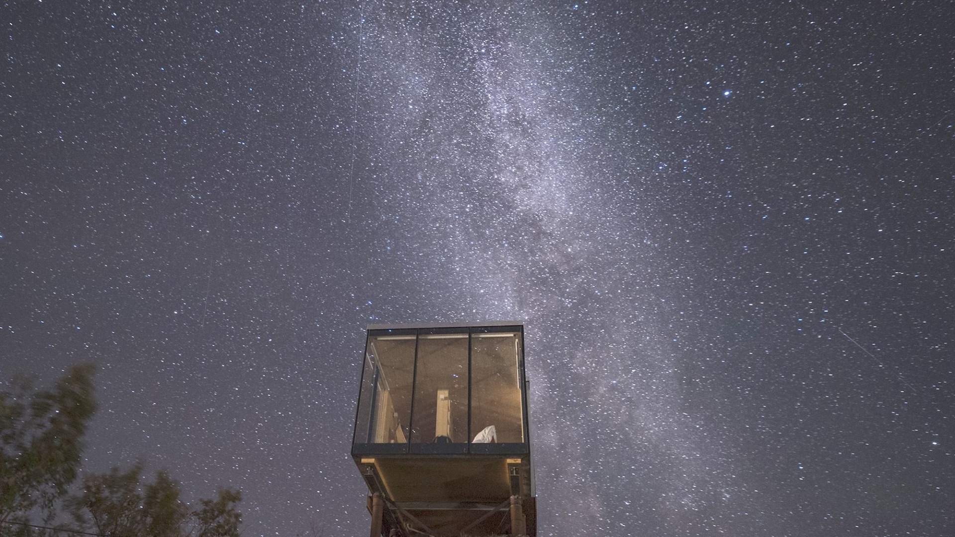 Manshausen - Hvor hav og fjell møtes
