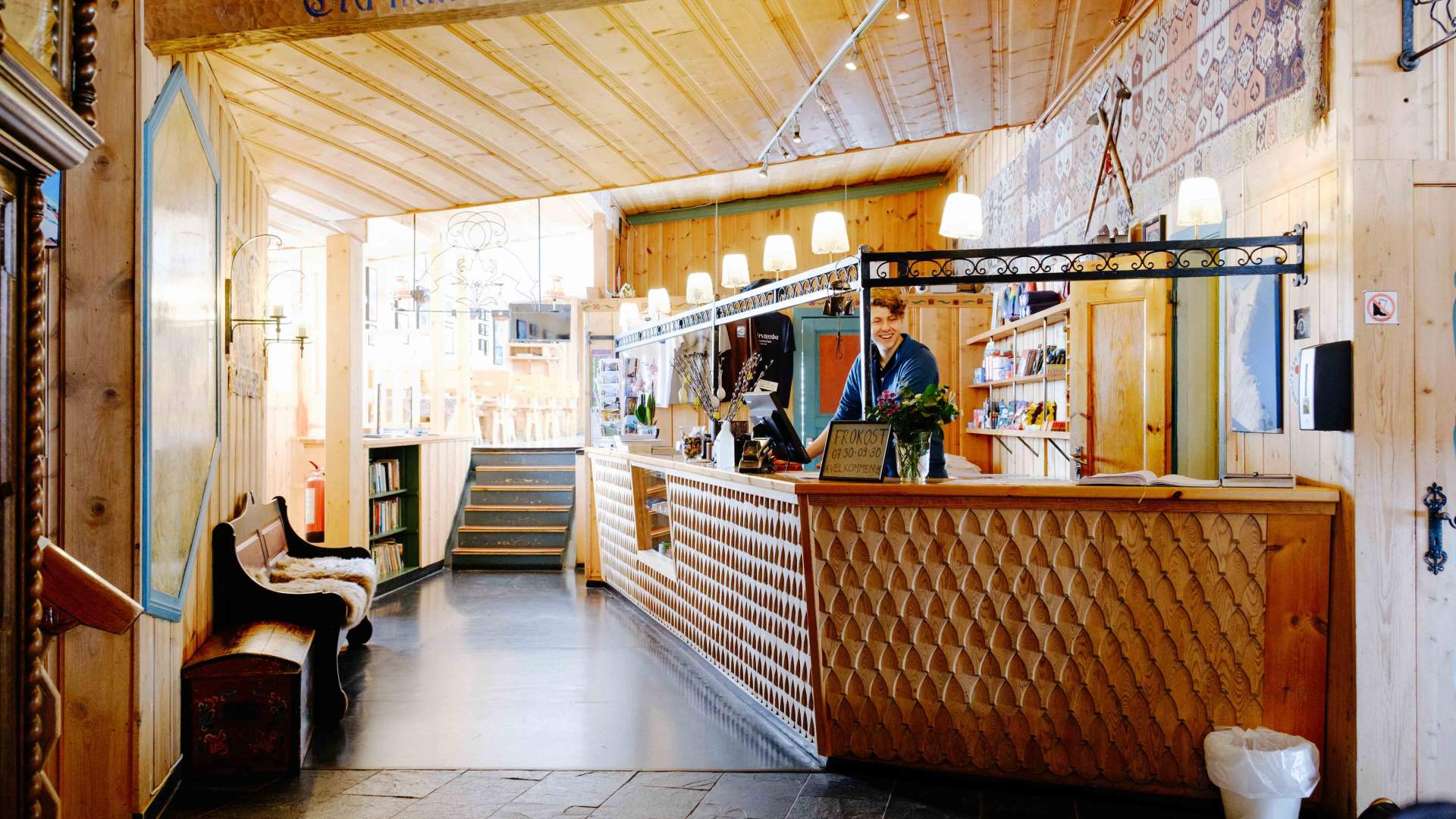 Leirvassbu turisthytte