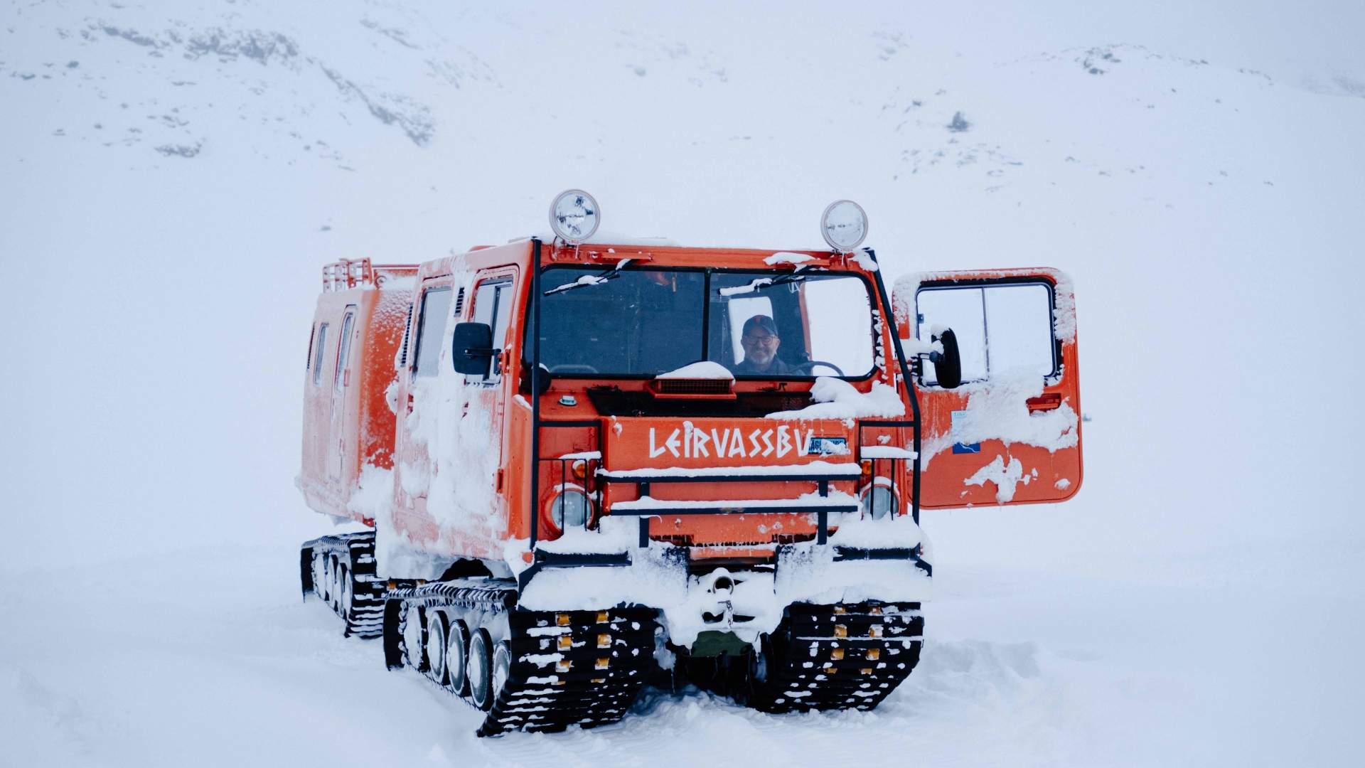 Leirvassbu turisthytte