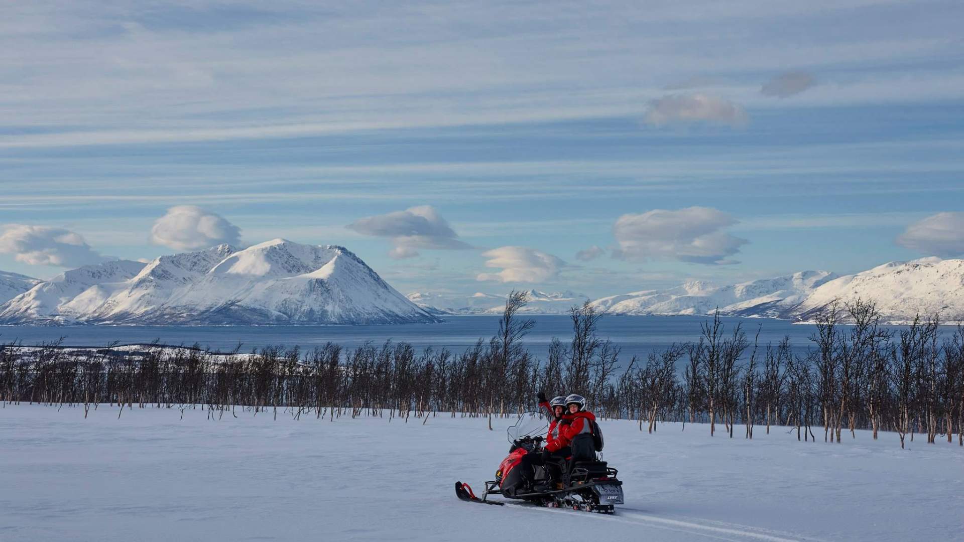 Snowmobile Safari in the Beautiful Lyngen Alps