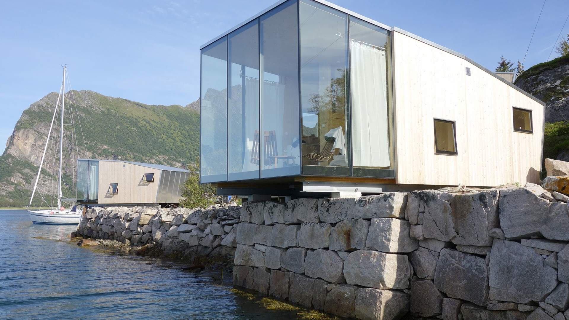 Opplevelser ved Manshausen - hvor hav og fjell møtes