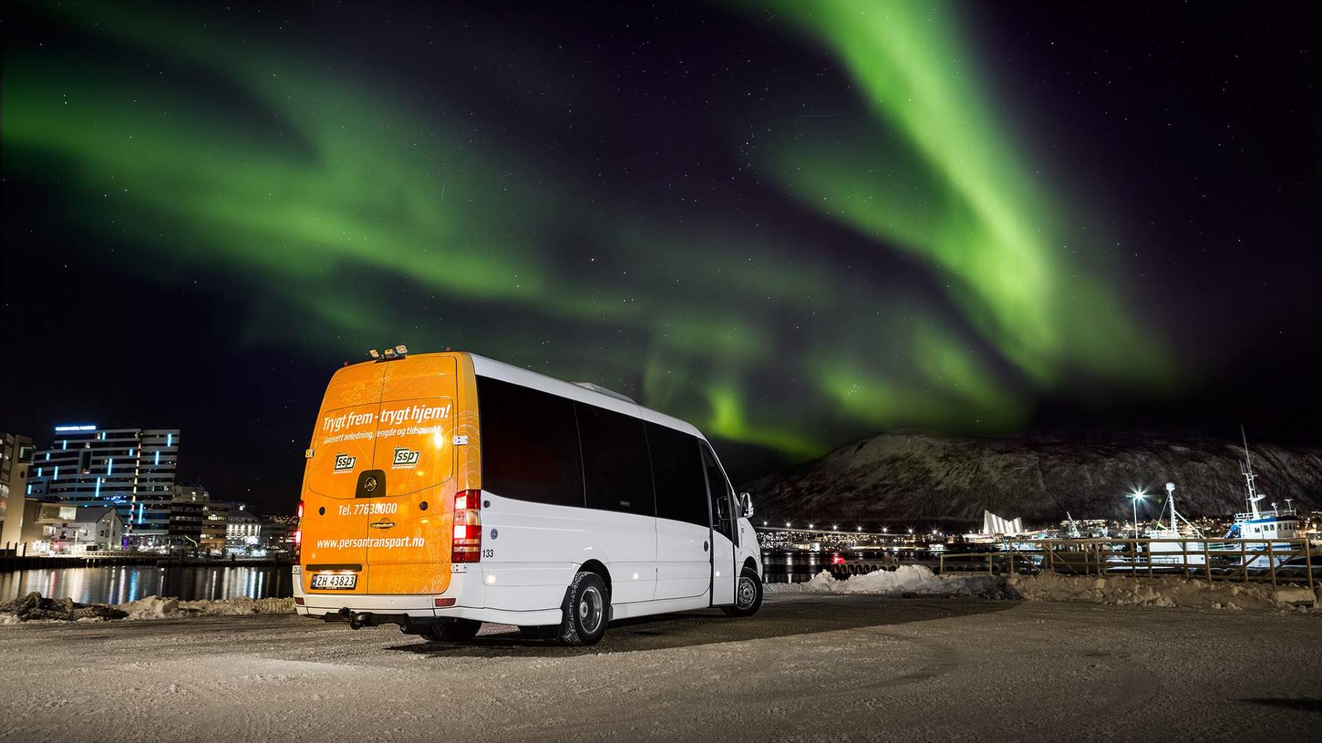 Caza de Auroras - Nordlystur på spansk