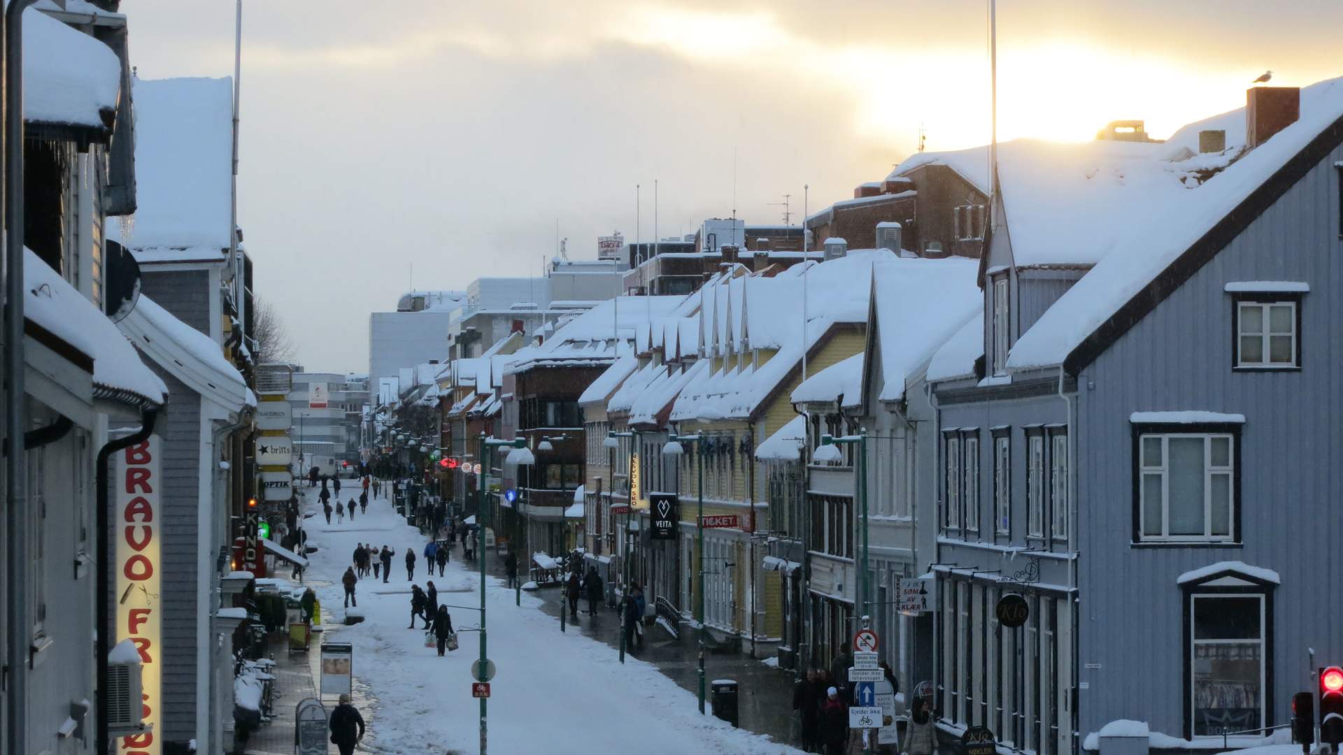 Essential Tromsø: Historial City Walk - Tromsø Budget Tours