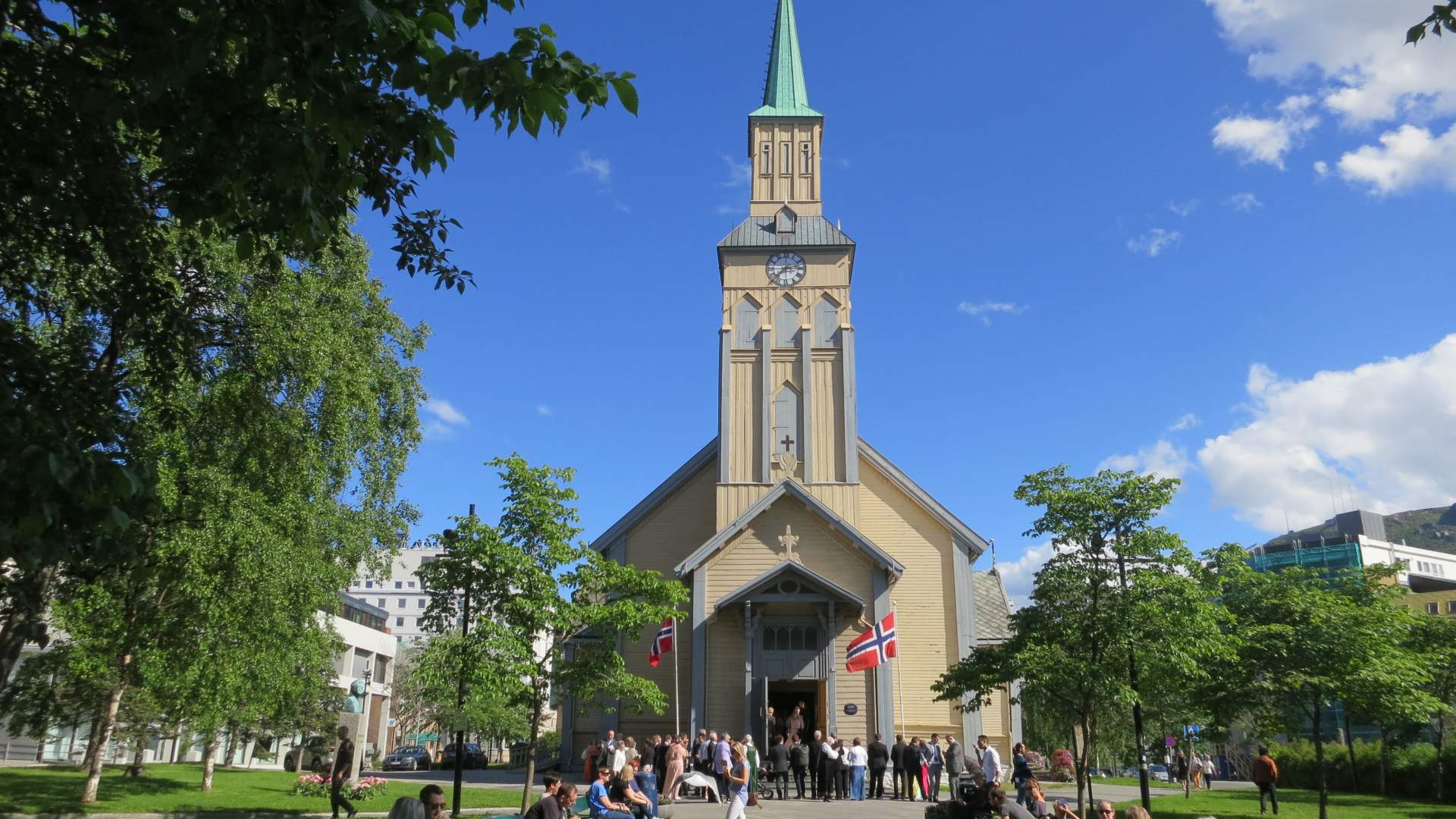 Essential Tromsø: Historial City Walk - Tromsø Budget Tours