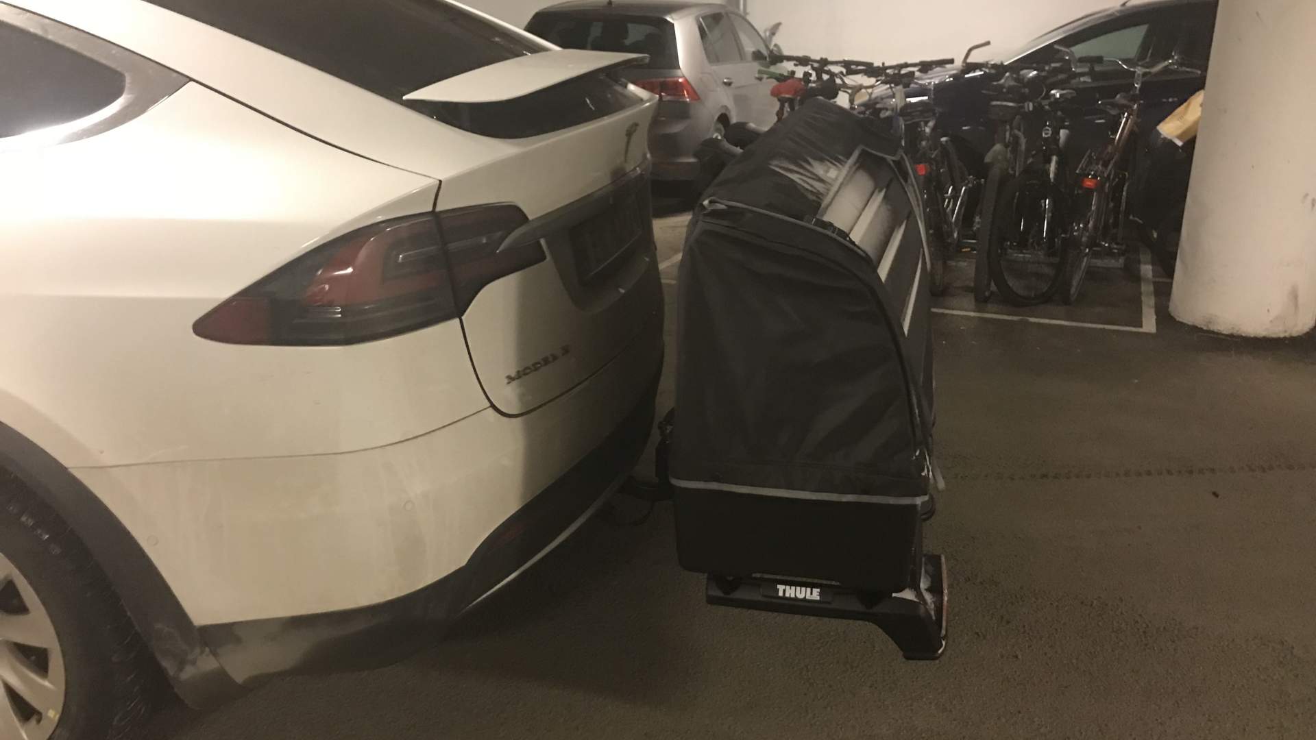 City Sightseing fra Tromsø med vår eco-vennlige Tesla Model X