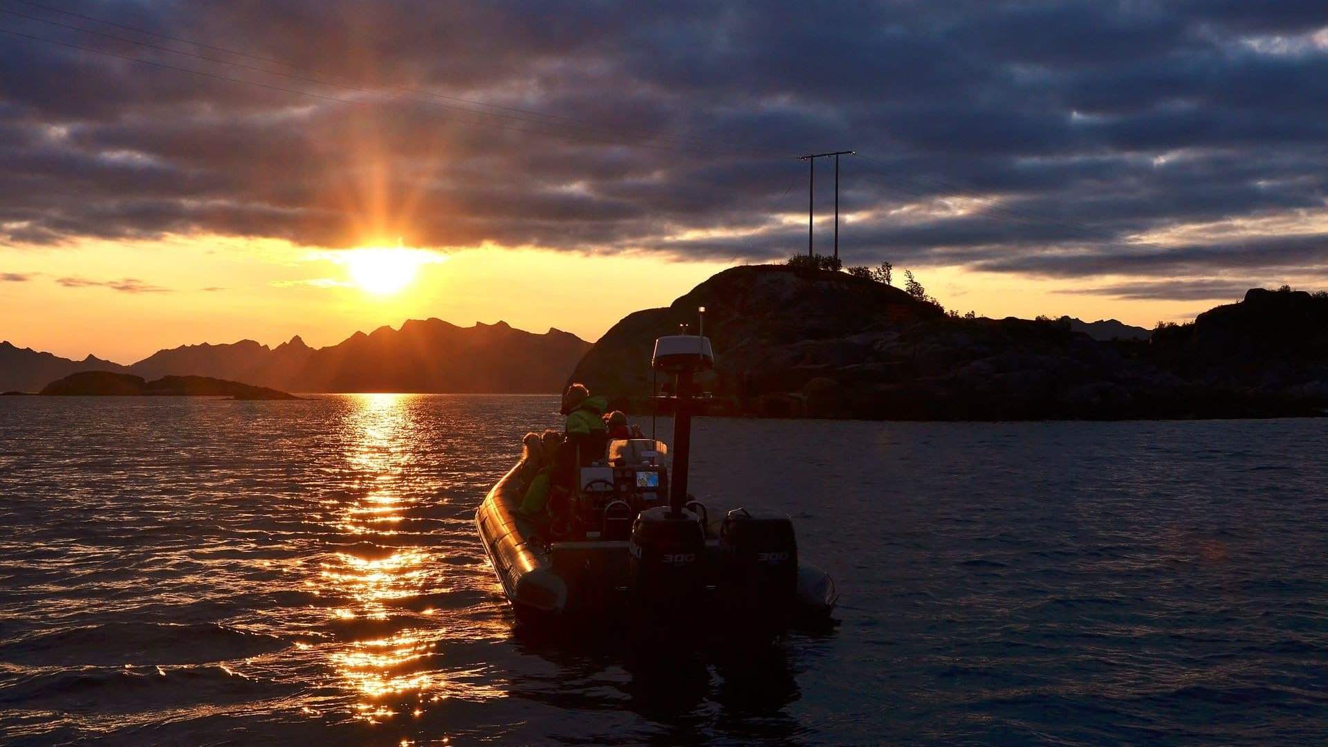 RIB Sea Eagle Safari to Trollfjord with RIB Lofoten - SOMMER (copy)
