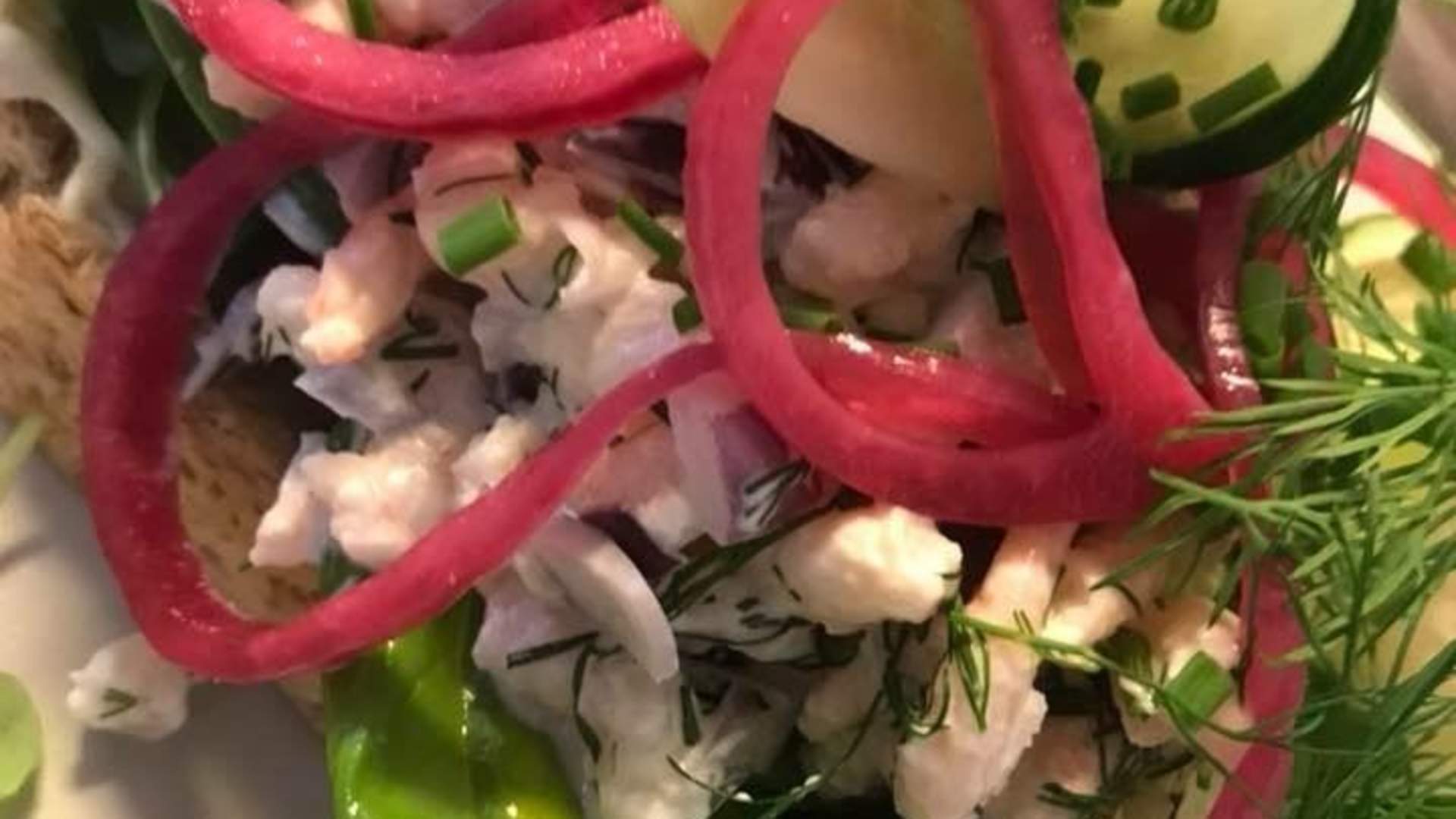 Shrimp sandwich