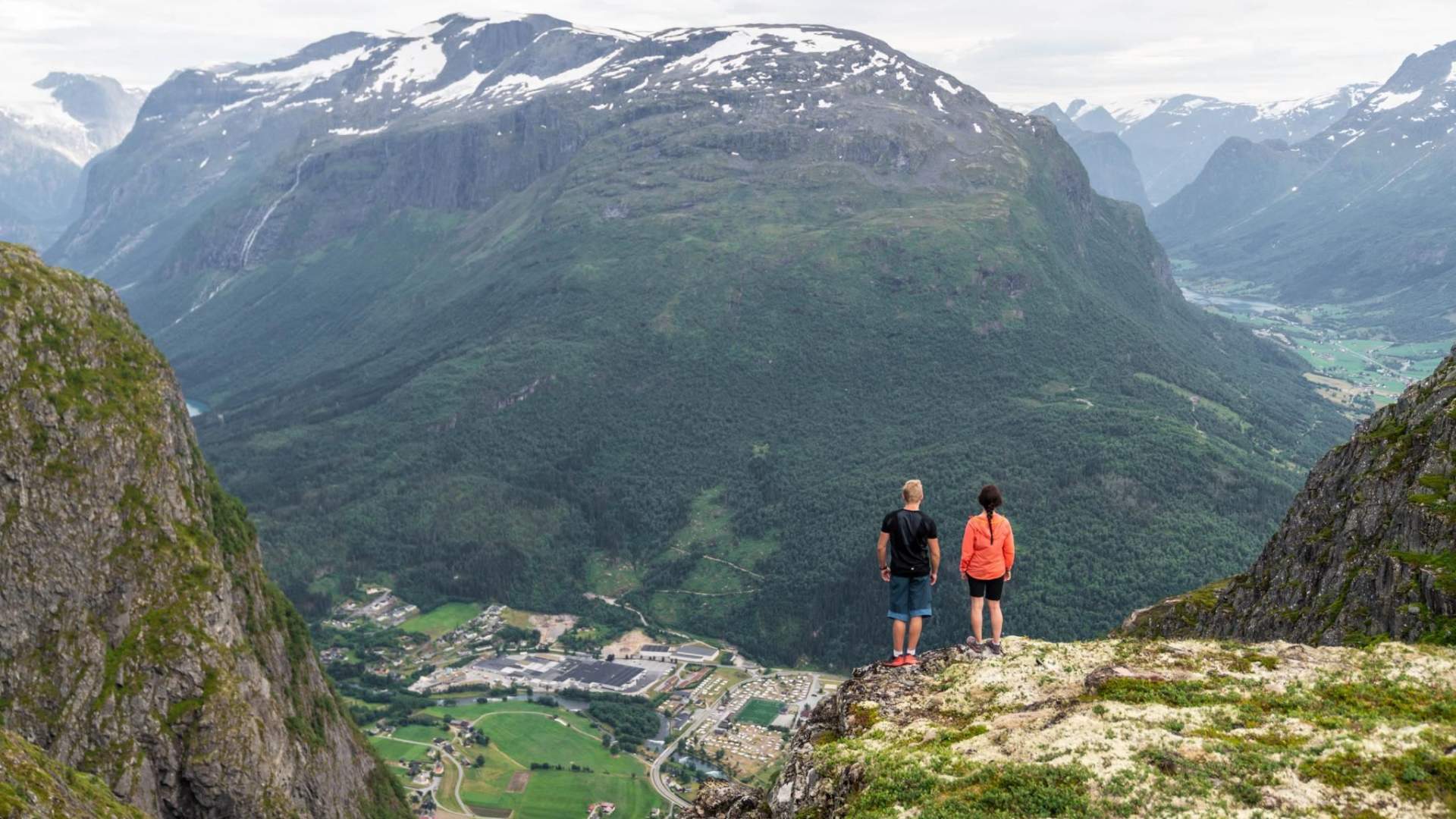 Vandrestiar på Hoven (1011 m.) | Loen Skylift