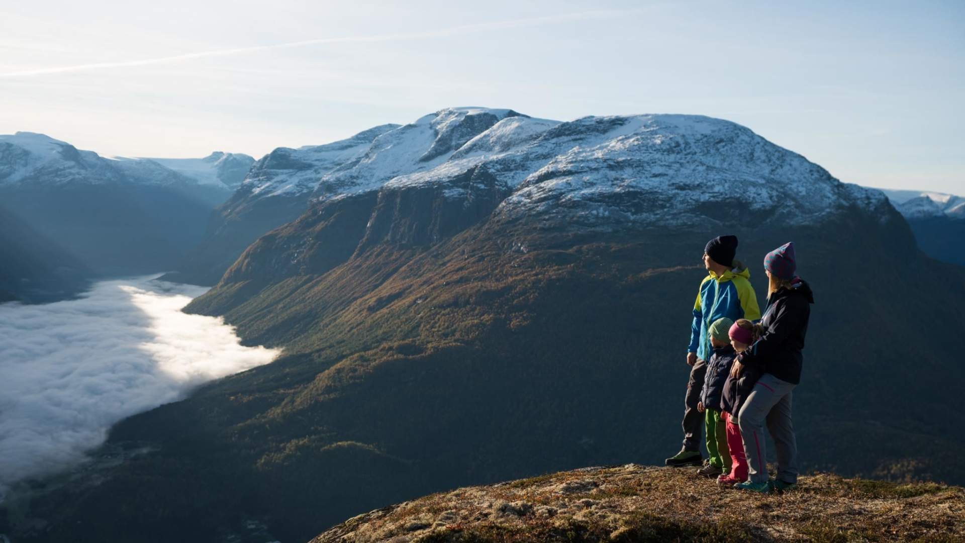 Vandrestiar på Hoven (1011 m.) | Loen Skylift