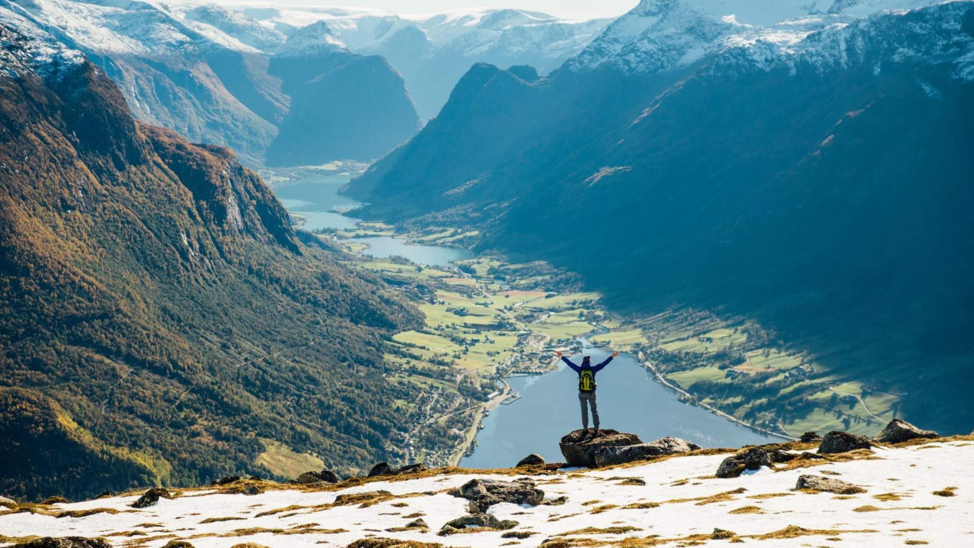 Vandrestiar på Hoven (1011 m.) | Loen Skylift