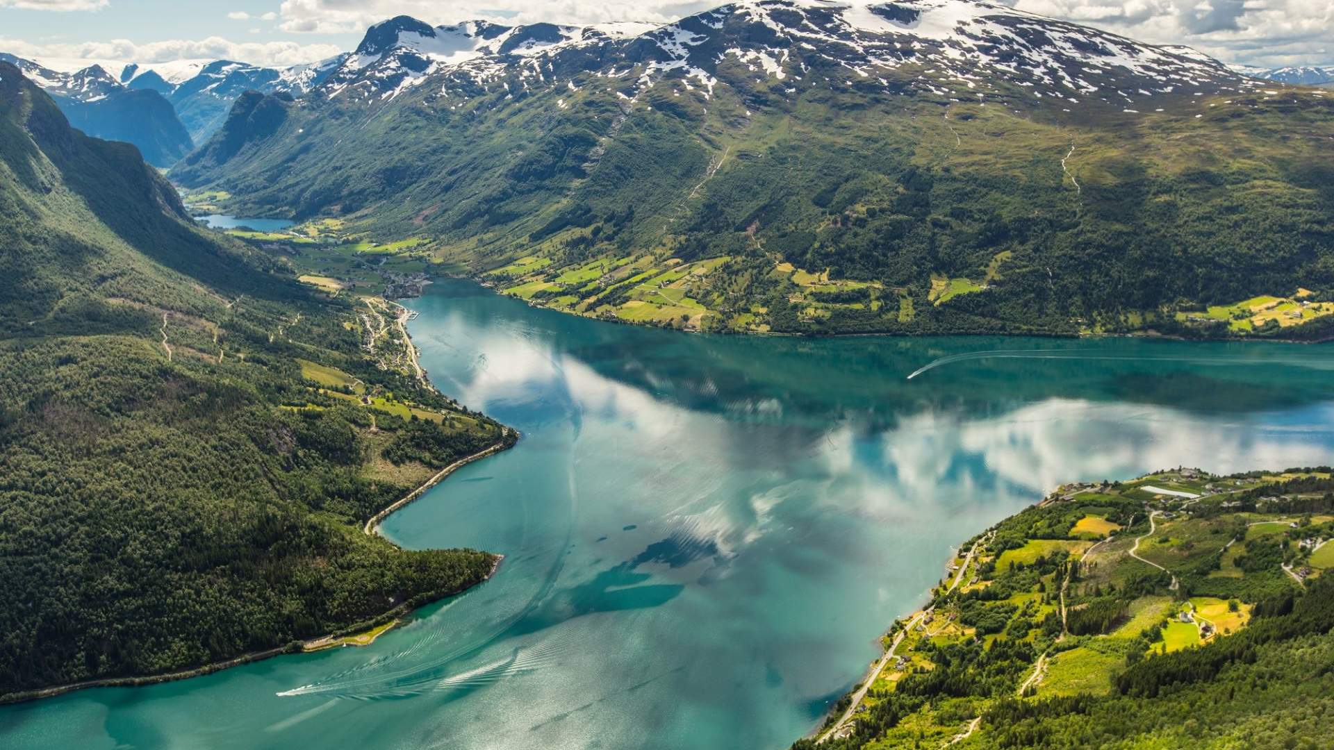 Vandrestiar på Hoven (1011 m.) | Loen Skylift