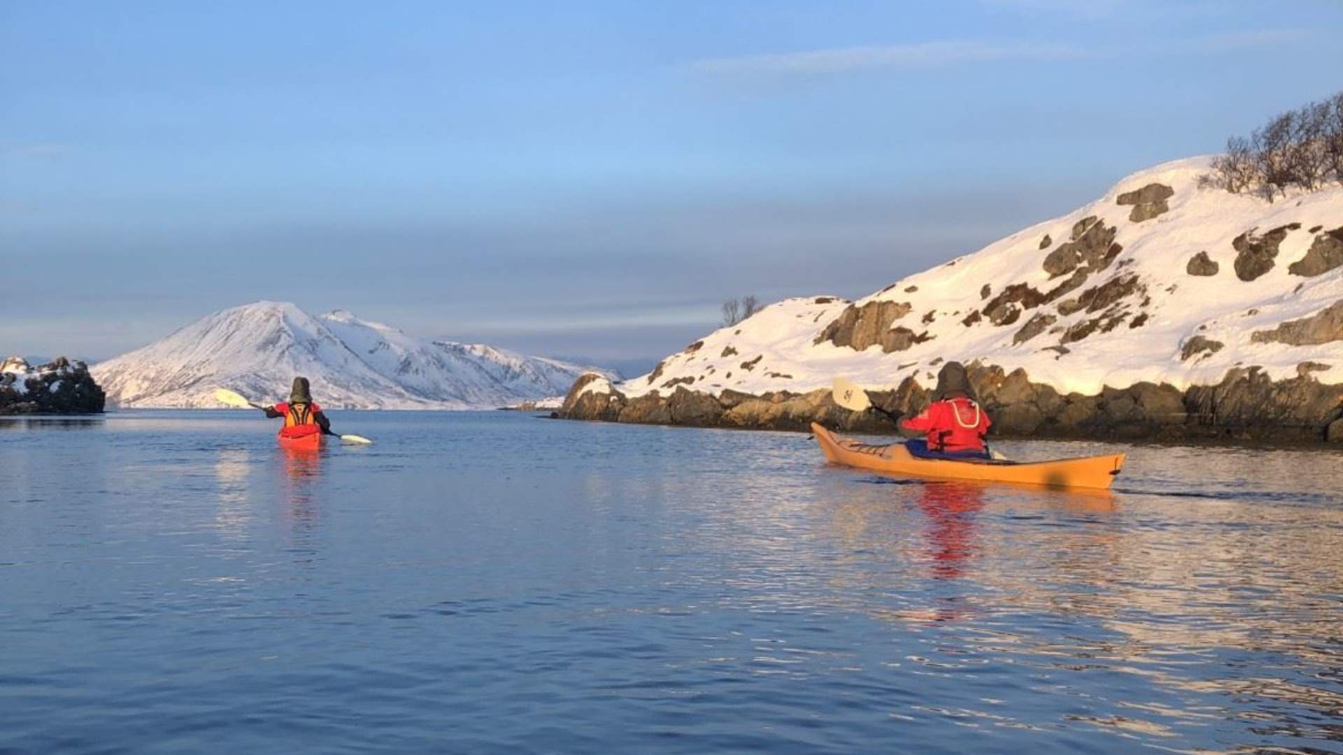 Private three days Arctic Camp with kayaking, skiing and snowshoeing - all inclusive