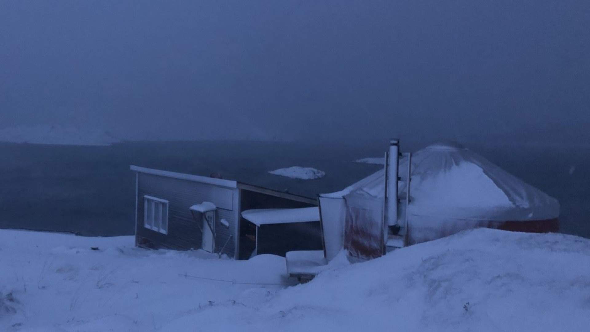 Private three days Arctic Camp with kayaking, skiing and snowshoeing - all inclusive