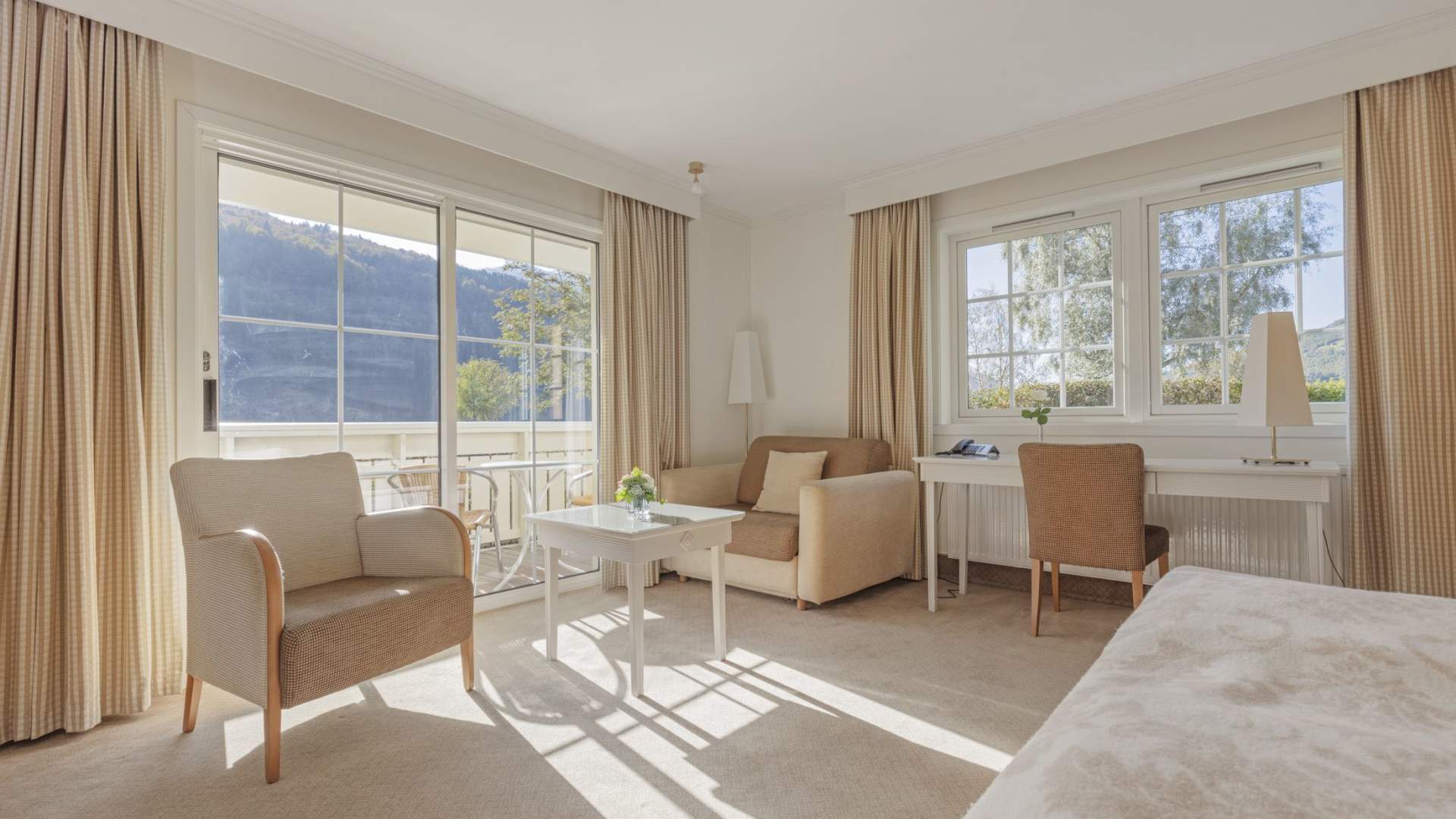 Hotel Loenfjord