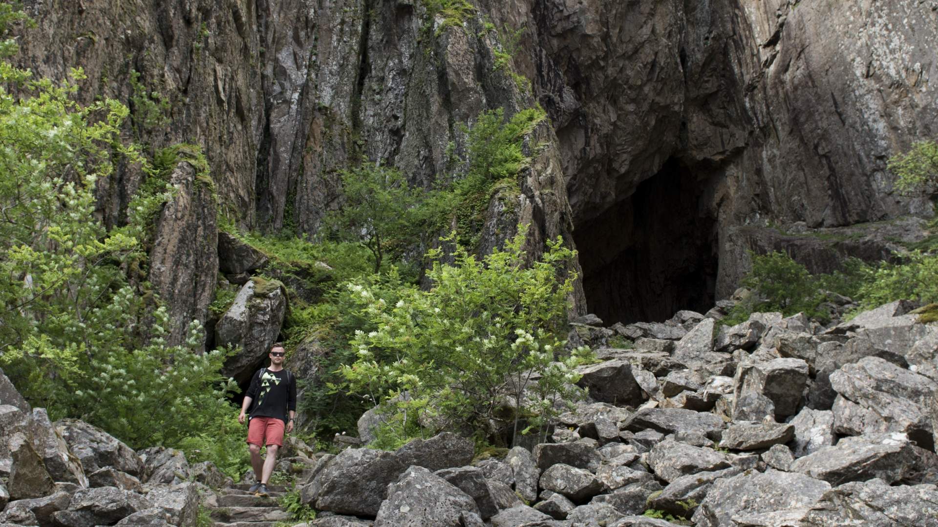 Torghatten - Fjellet med hull tvers igjennom