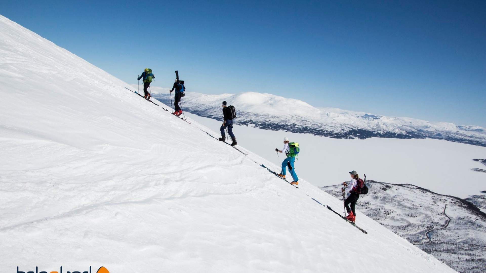 Skiing in Helgeland