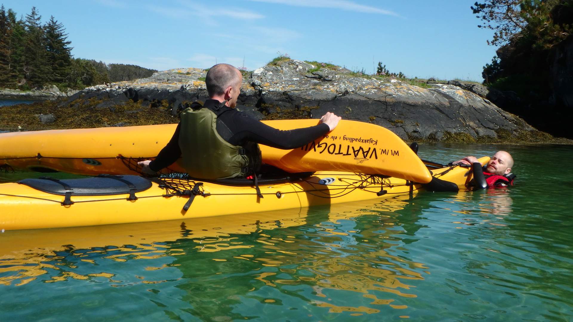 Seakayaking course for beginners, 2 days, Alversund - Vått og vilt