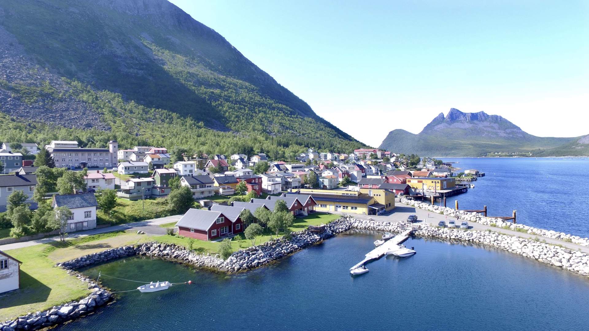 Welcome to Kaikanten and Gryllefjord