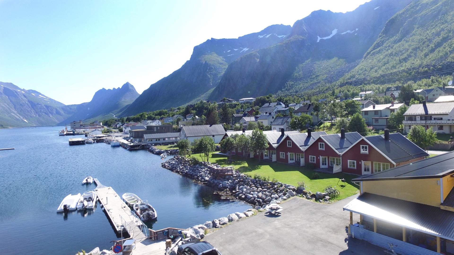 Welcome to Kaikanten and Gryllefjord