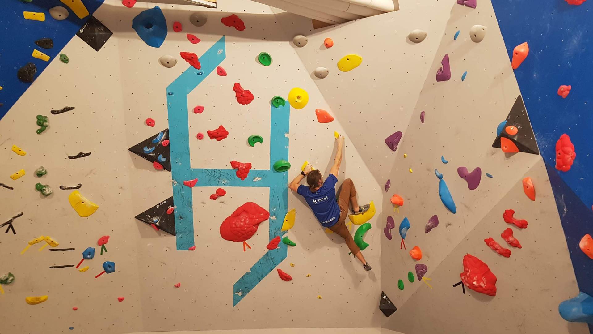 Hamna climbing and activity center