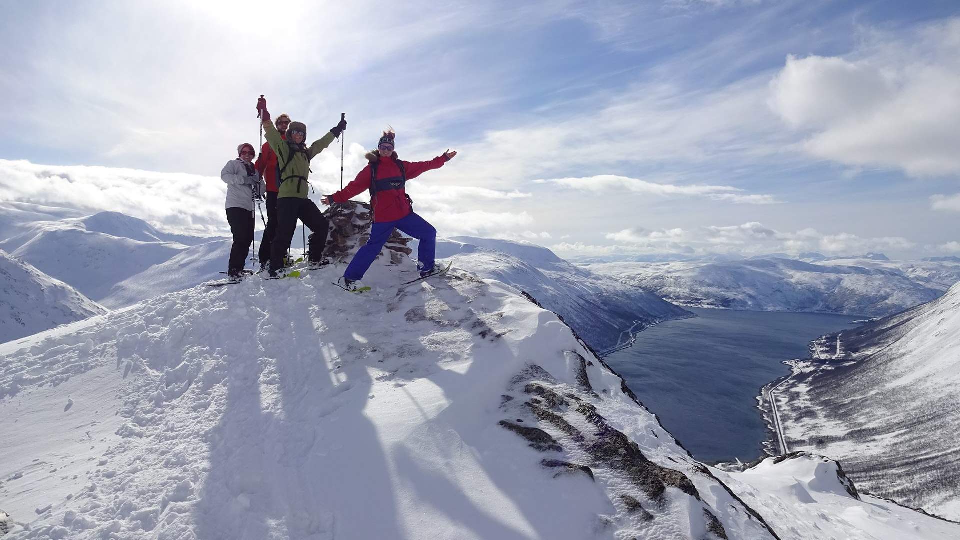 Guided snowshoe hill hike