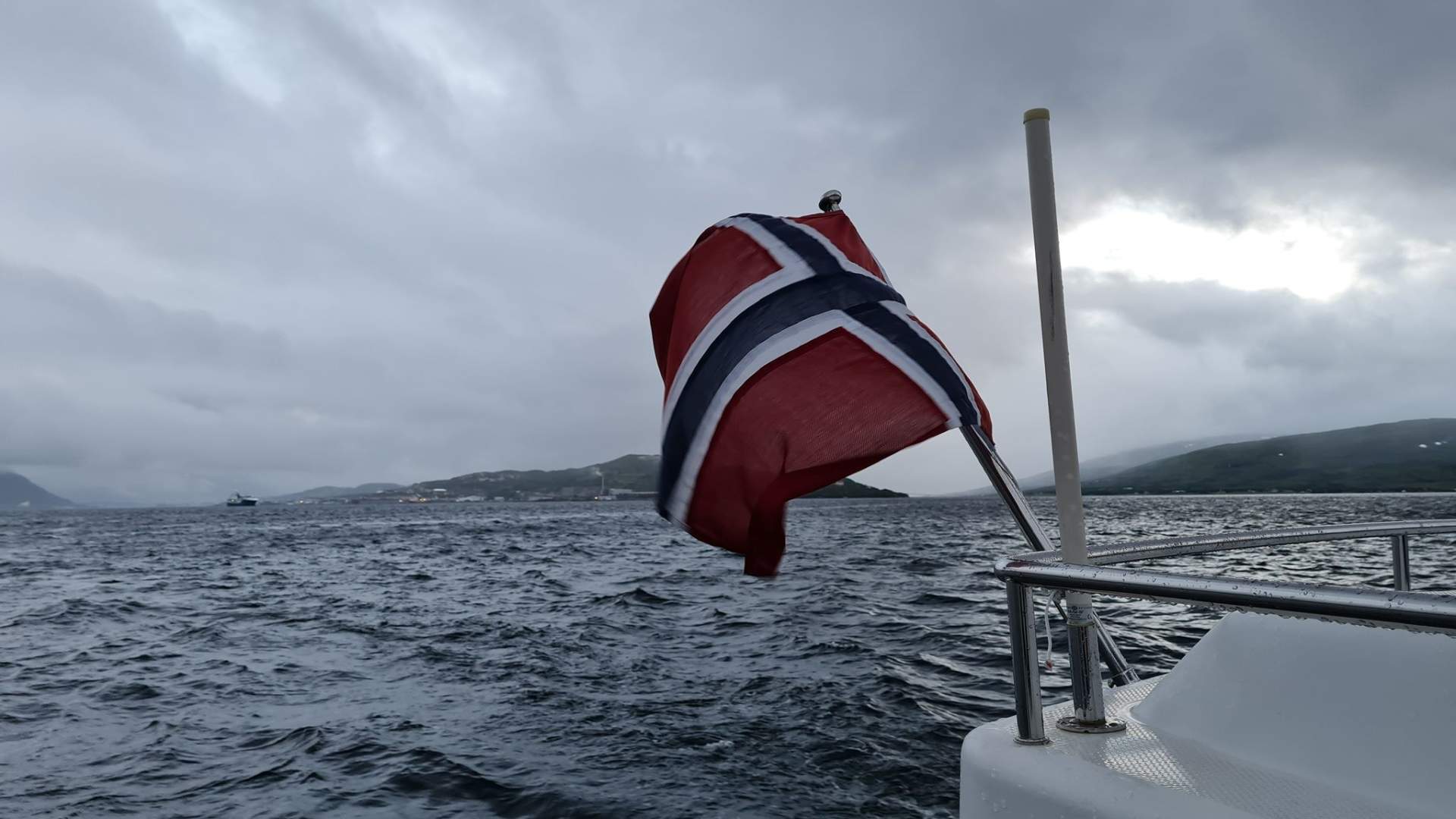 Nordlys safari med katamaran i Tromsø – 4 Timer