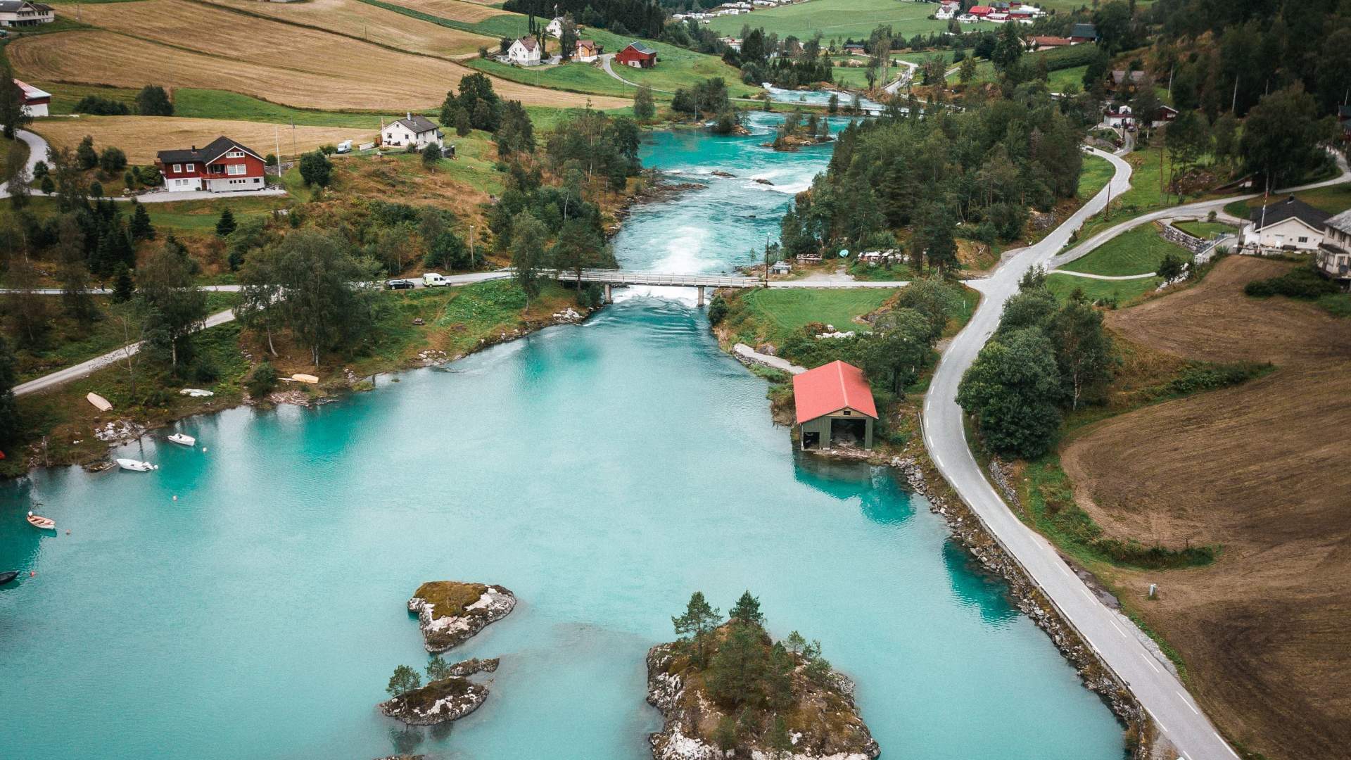 Fishing in Loelva river