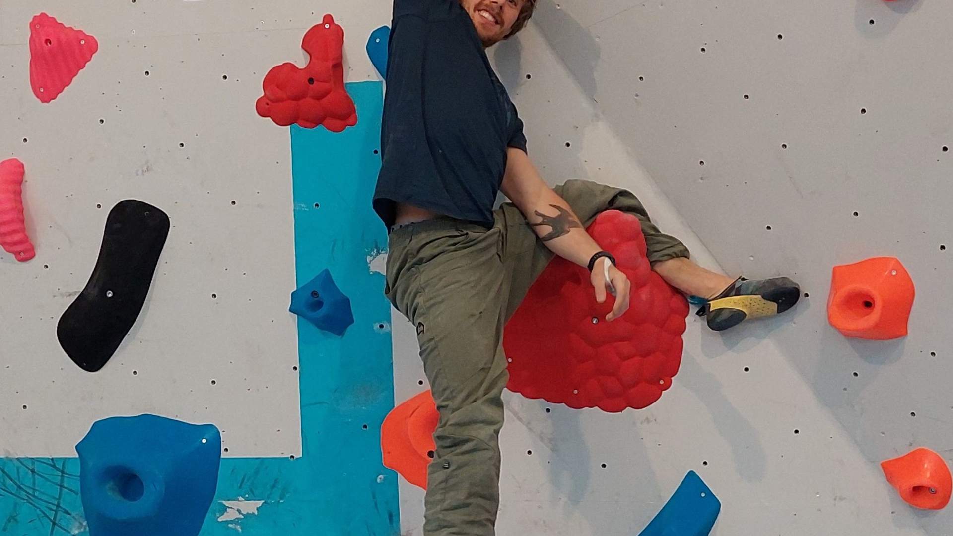 Hamna climbing and activity center