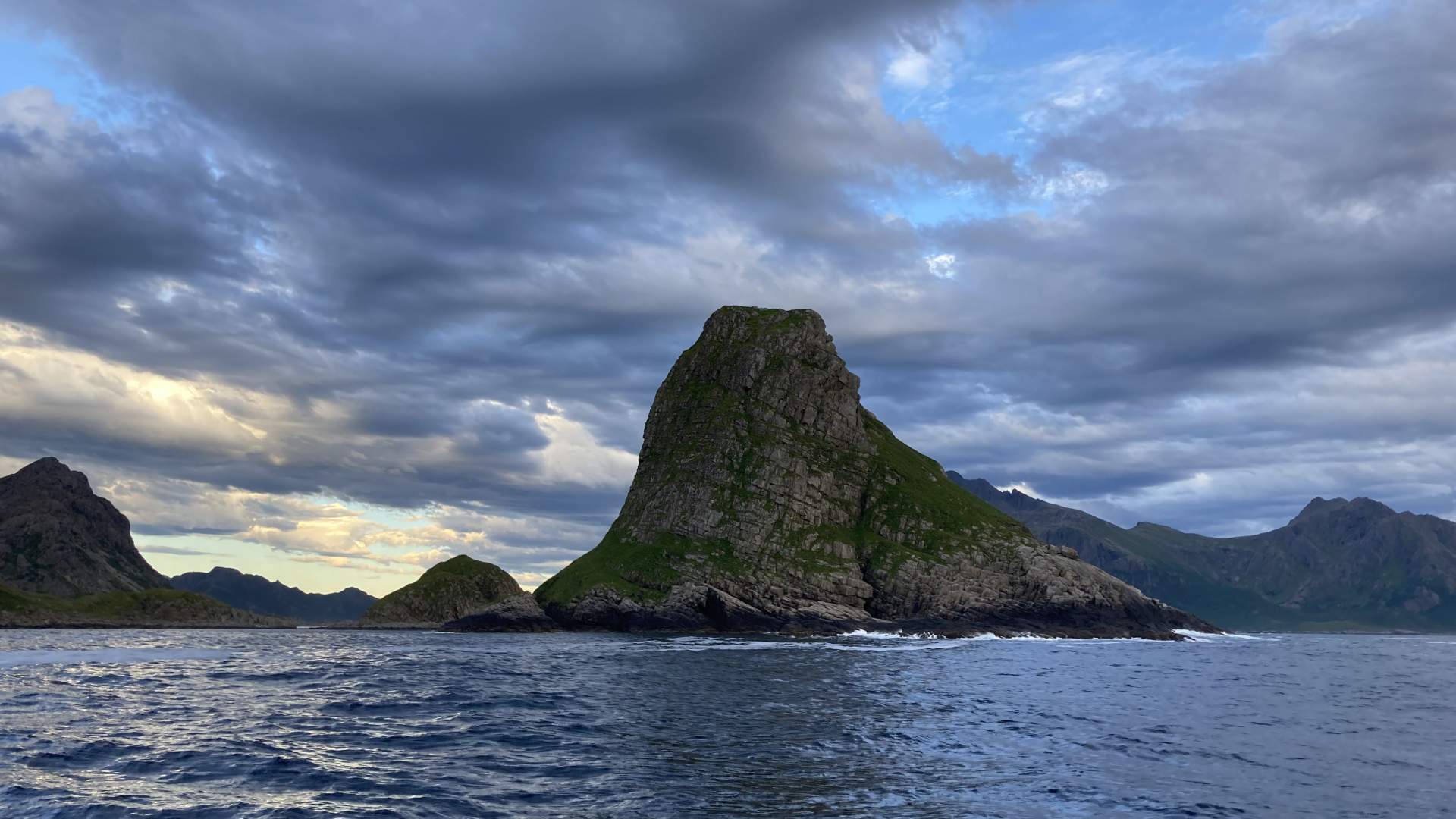Eagle safari from Stokmarknes with RIB 68° Nord