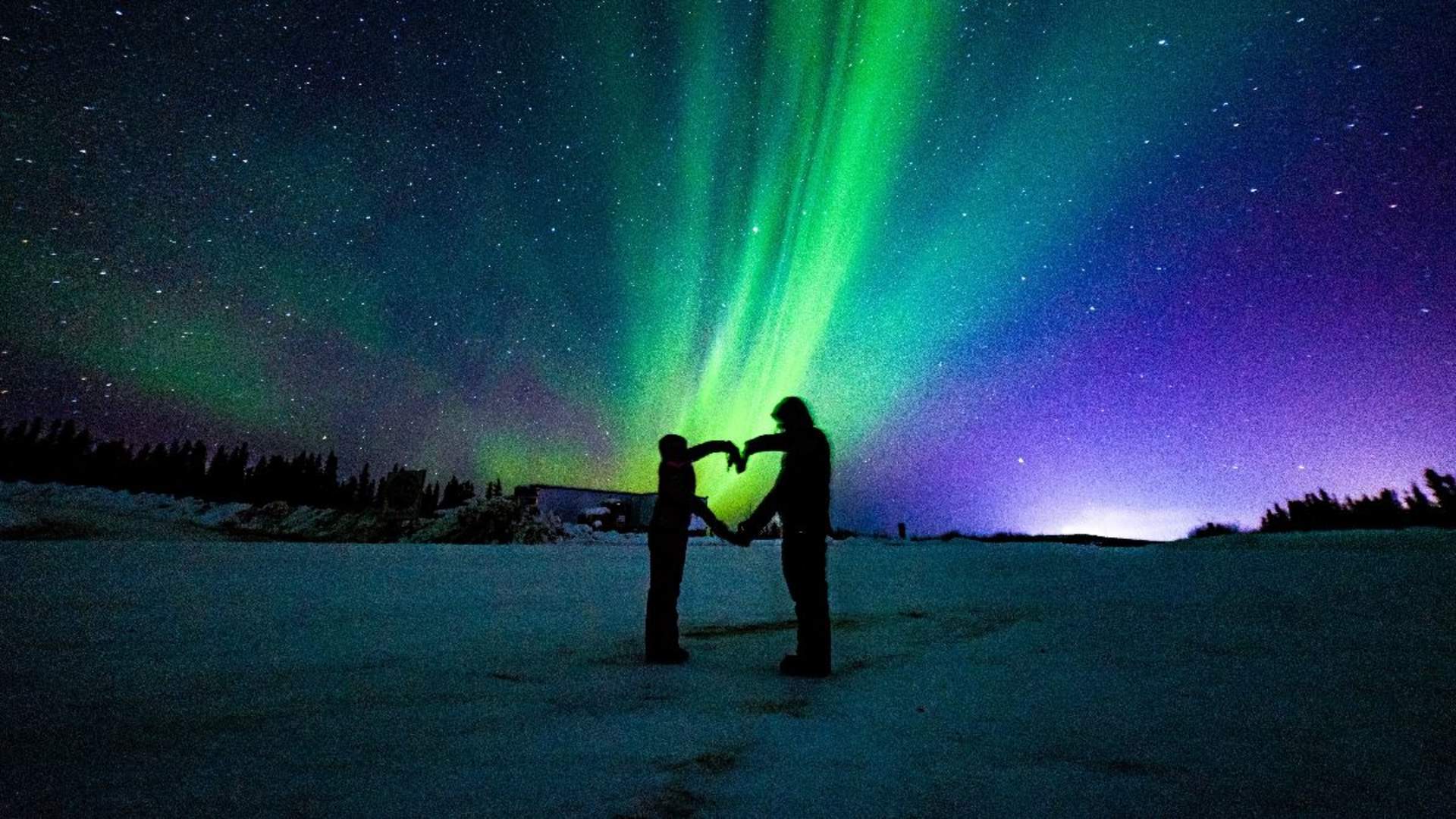 Nordlysopplevelse med bål