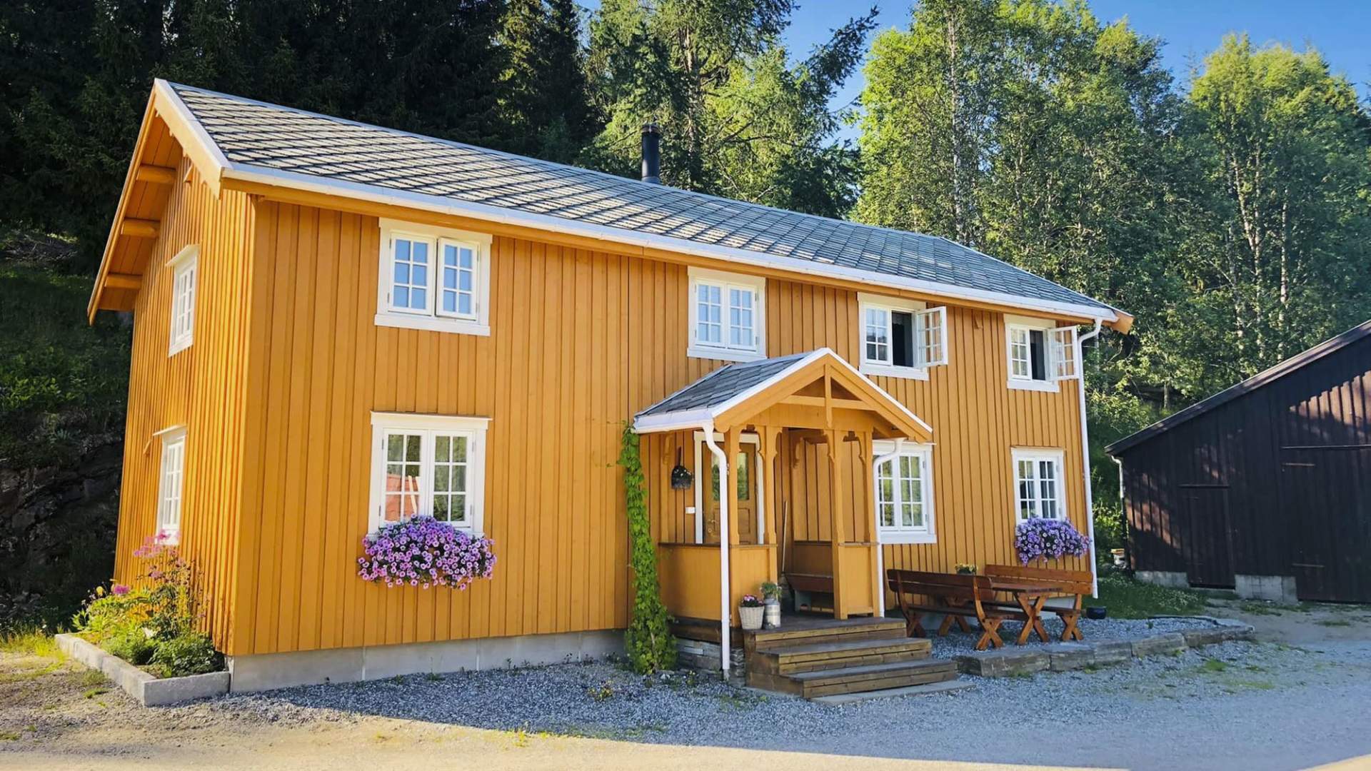 Bakarstuo, helårs gjestehus hos Utpå Neset