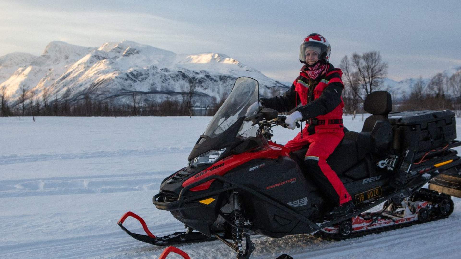 Lyngen Snowmobile Safari