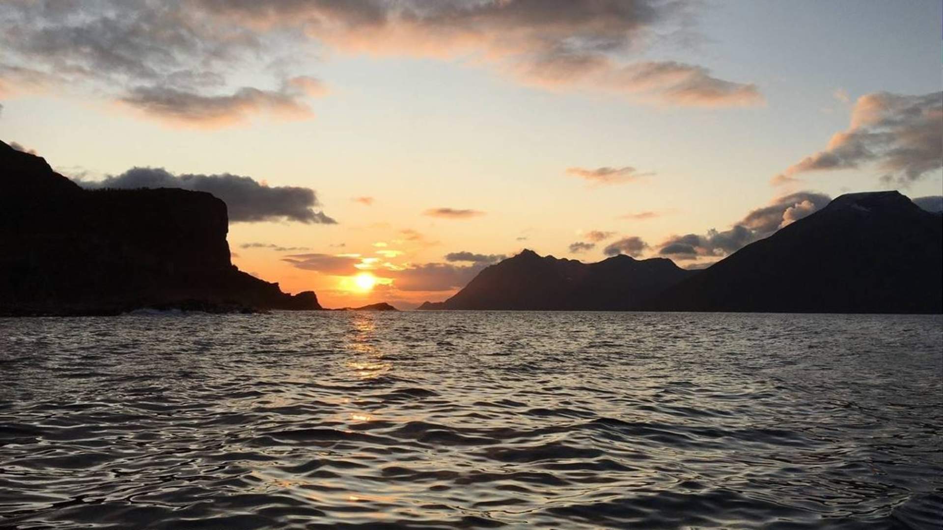 Midnight sun cruise - Explore 70 Degrees