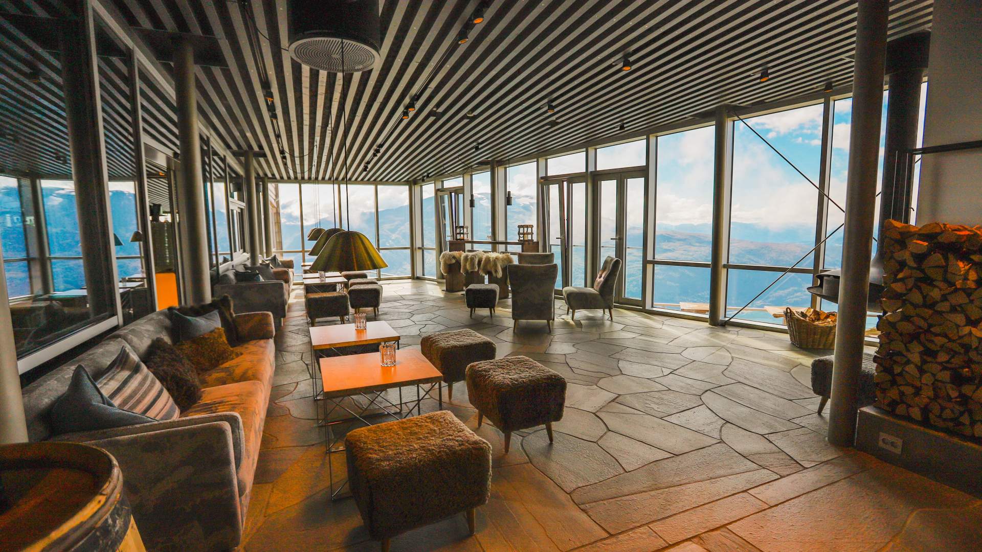 Hoven Restaurant