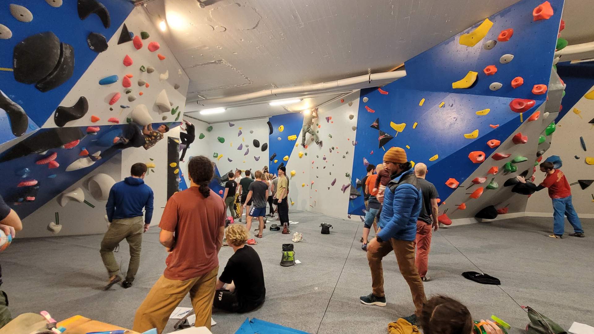 Hamna climbing and activity center